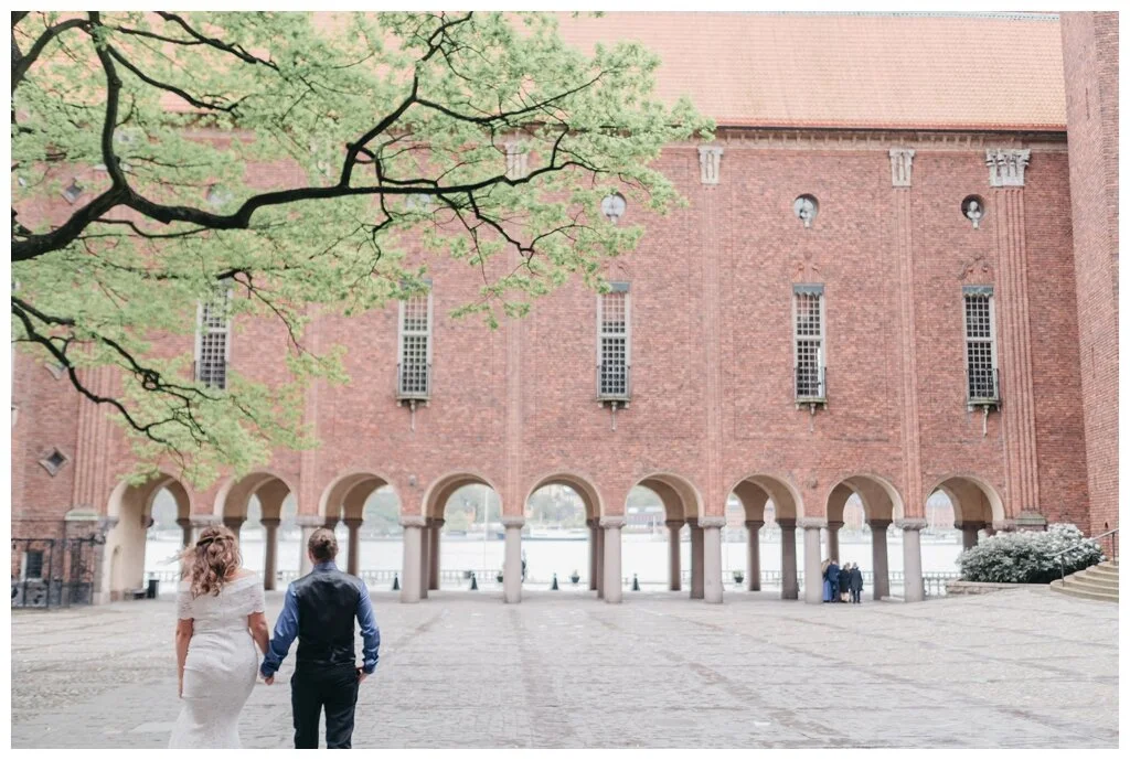 bröllop corona_vigsel i stadshuset_brollopsfotograf stockholm stadshus_coronabrollop_covid 19 brollop_fotograf_borgerlig vigsel