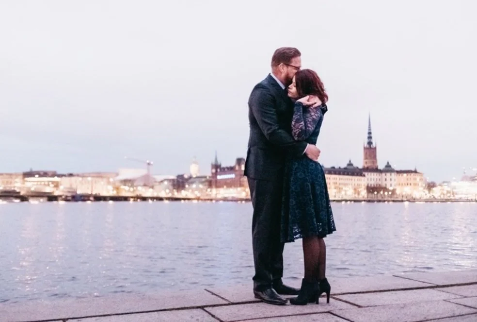 NOV | Bara ni två i Stockholms Stadshus