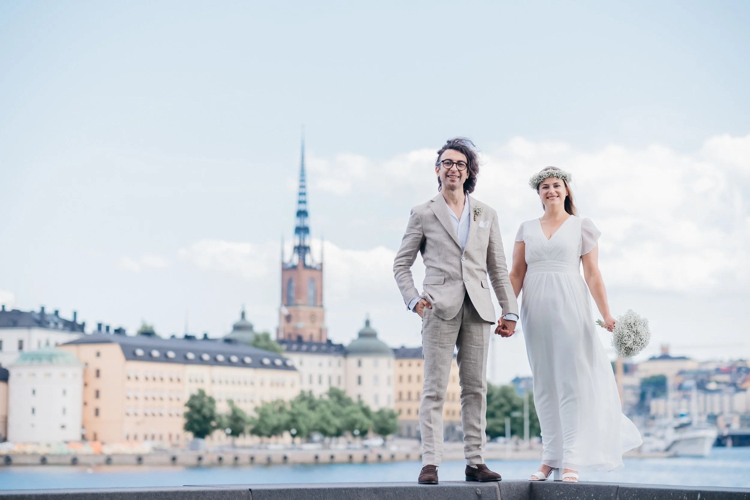 JUNI | Bröllop vid Stockholm Stadshus från sol till skyfall