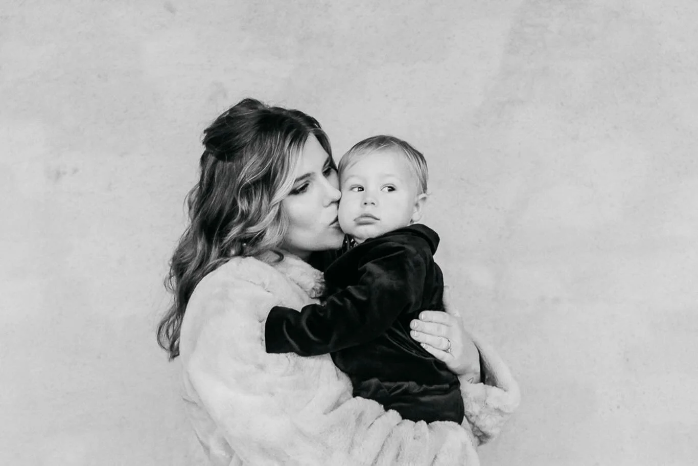 [VINN EN FOTOGRAFERING] 

&Aring;RETS BILD 2025

N&auml; nu tar vi o st&auml;ller till med en riktig pang-t&auml;vling! ❤️
H&auml;r &auml;r tio av mina absoluta favoritbilder fr&aring;n &aring;ret som g&aring;tt, en ska bli &aring;rets bild. Efter 74