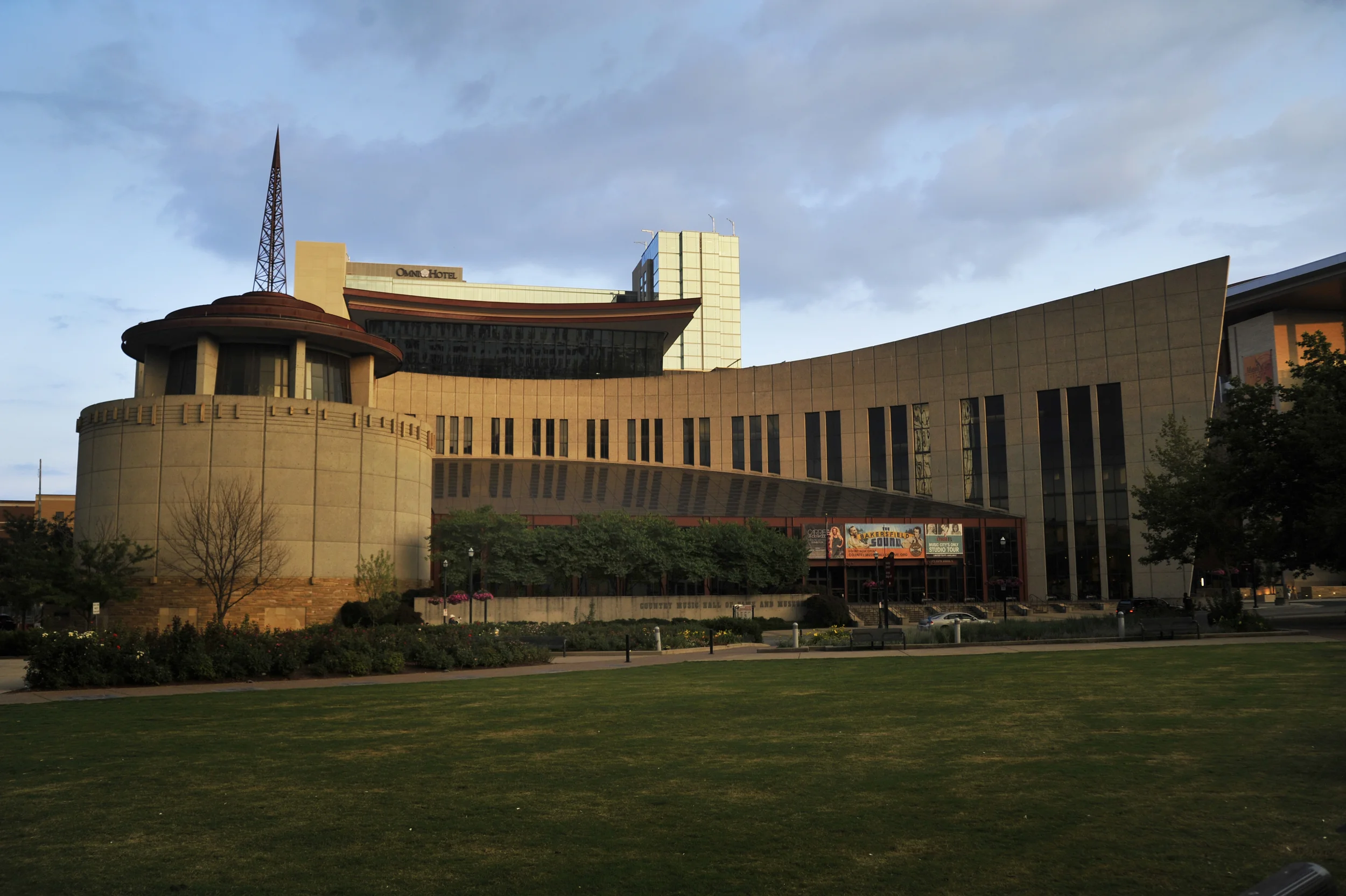 _DSC1797 copy Country Music Hall of Fame.jpg
