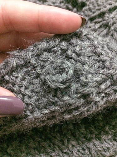Reinforced button. I like this method! You just crochet a small round part!