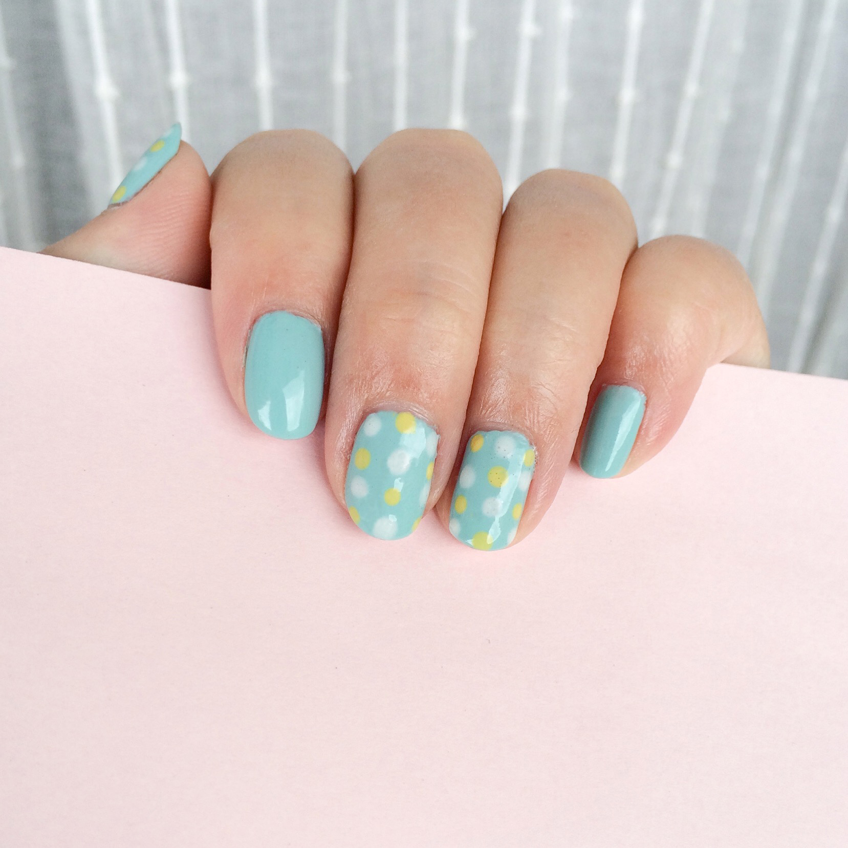 Blue; Essie 1116 Blossom Dandy / White; China Glaze 622 Moonlight / Yellow: Sally Hansen 360 Mellow Yellow
