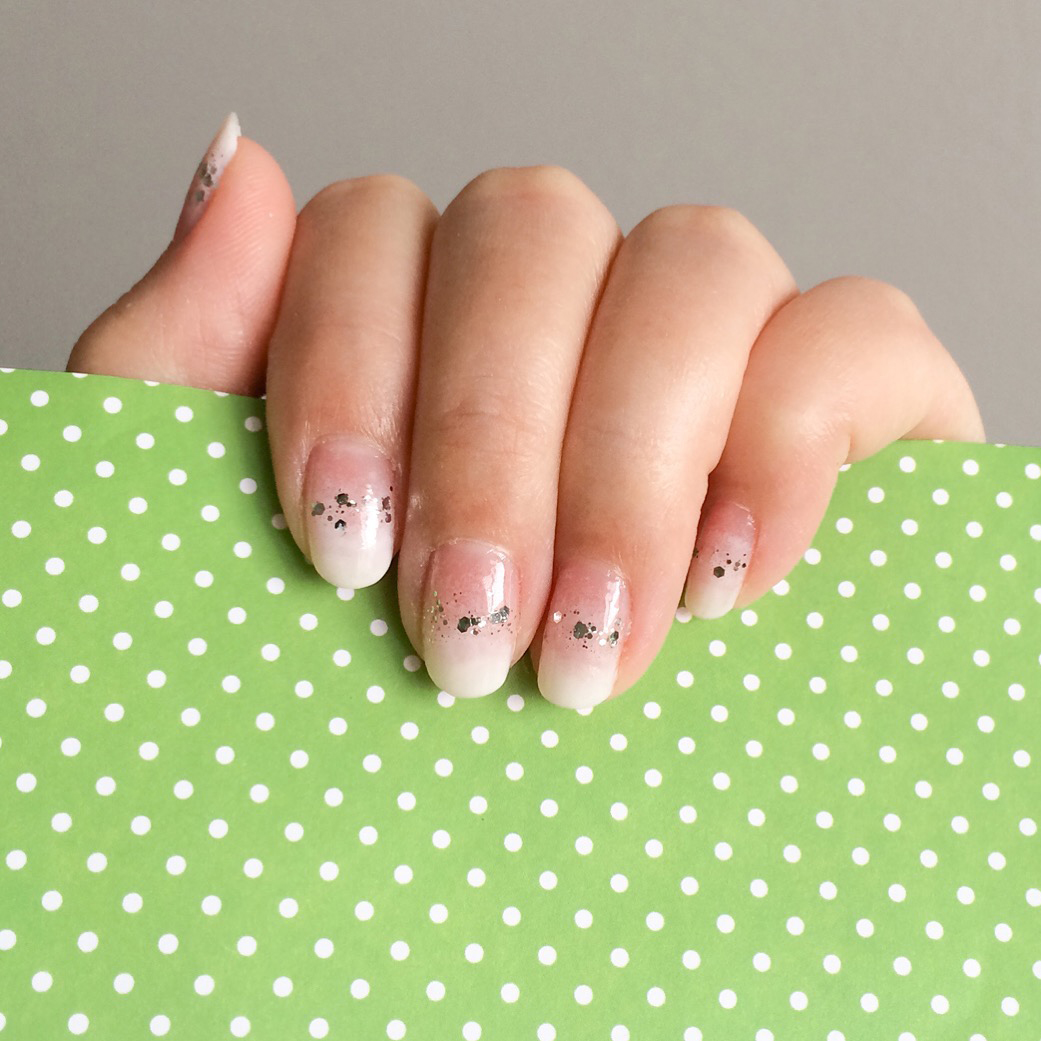 Essie 545 Pink Glove Service, 958 Set in Stones / China Glaze 622 Moonlight