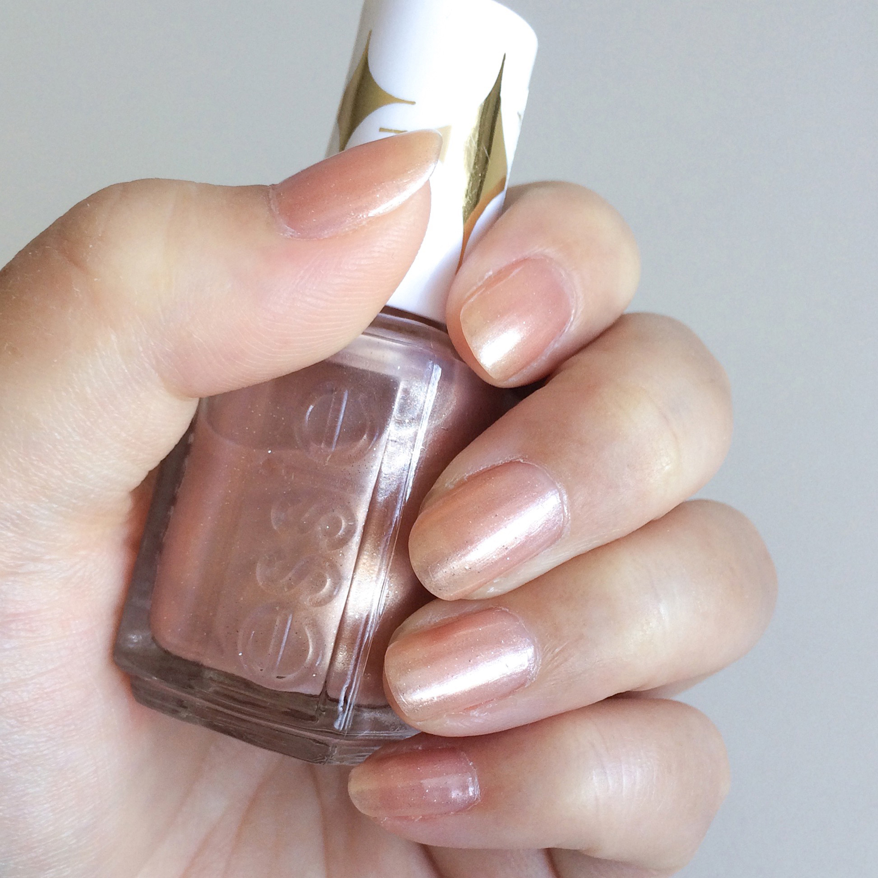 Essie 1150 Sequin Sash