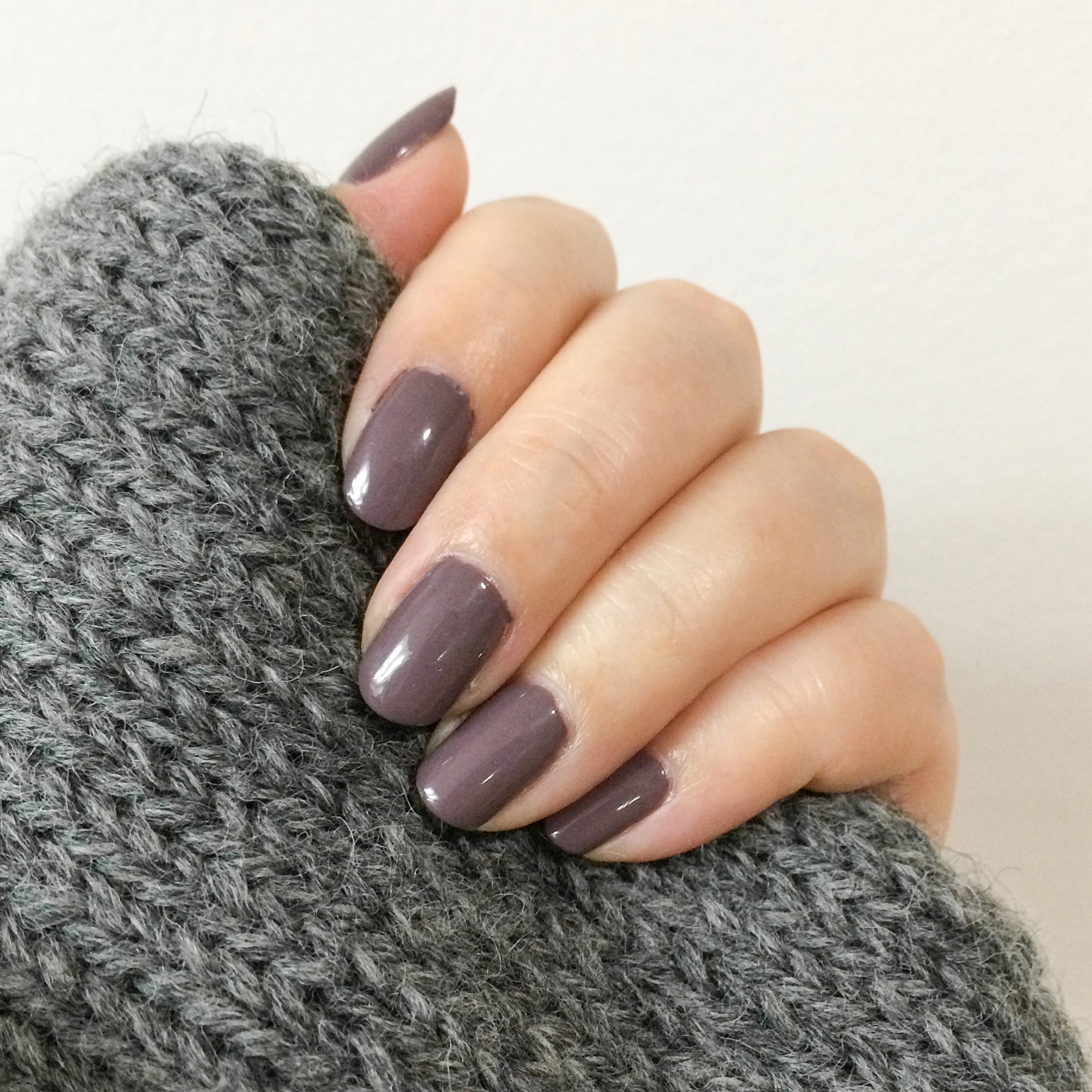 Essie 730 Merino Cool