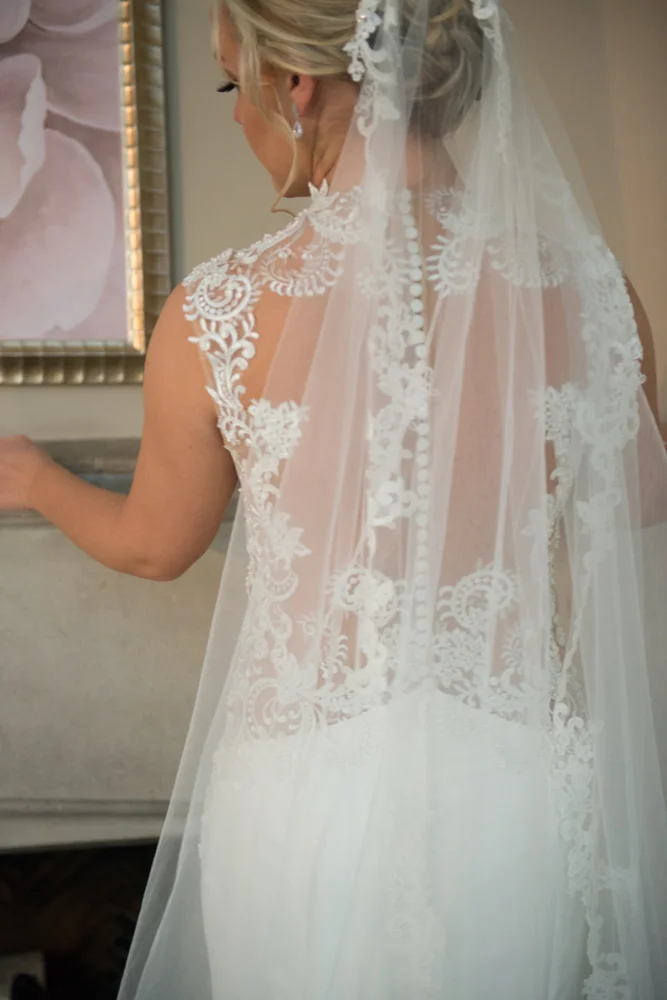 Bridal Portraits. The desert glow was amazing - www.lisavillellaphtography.com