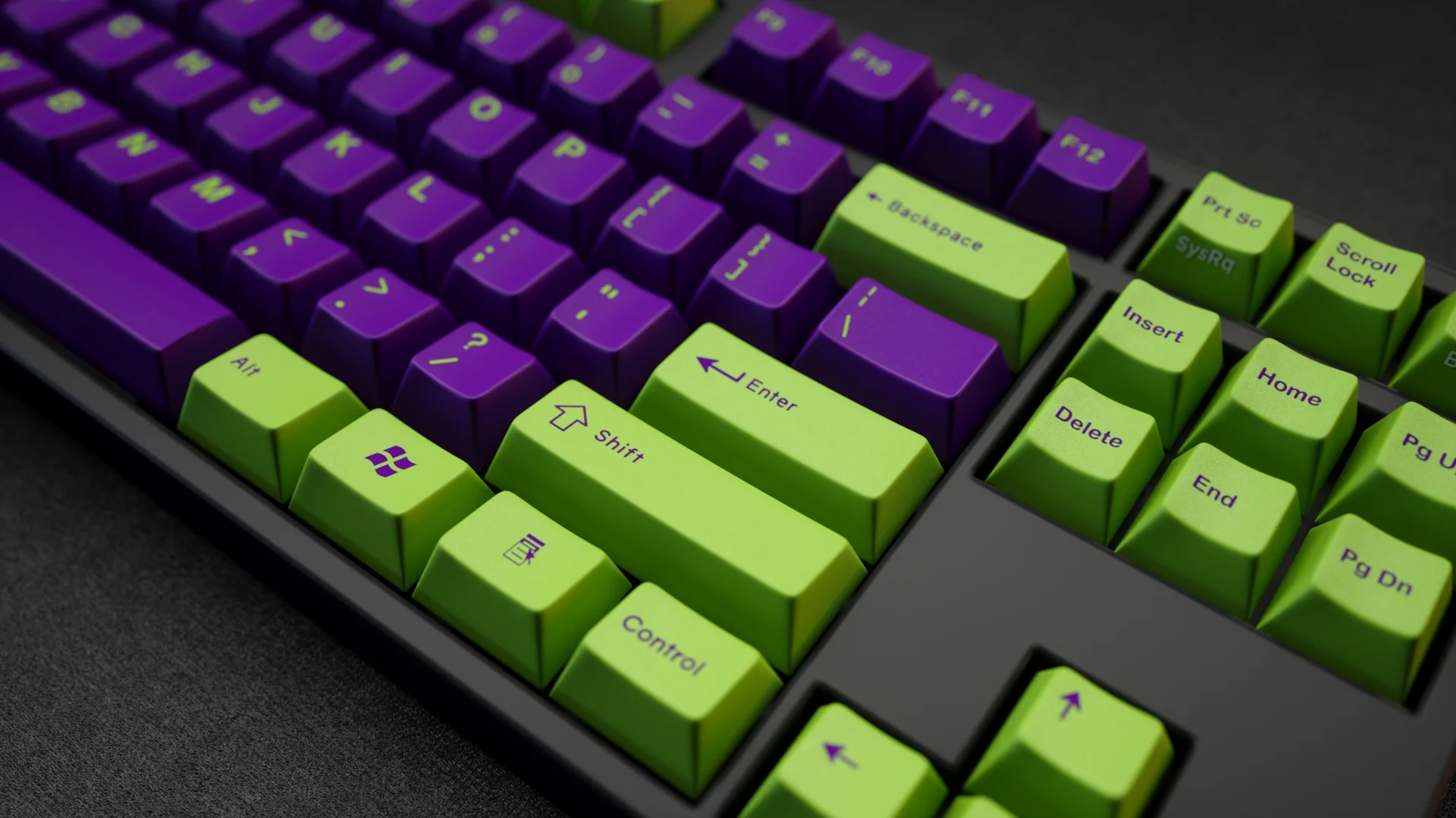 GMK_TM_C2R01.jpg
