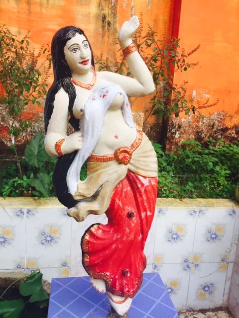 Go Goddess is now done with her Self love in Motion and Panchakarma experience, she's off for 2 days to visit Ayurveda plantations, A Healing Center for Women and then fly back to Bali to meet with my teens....X yay