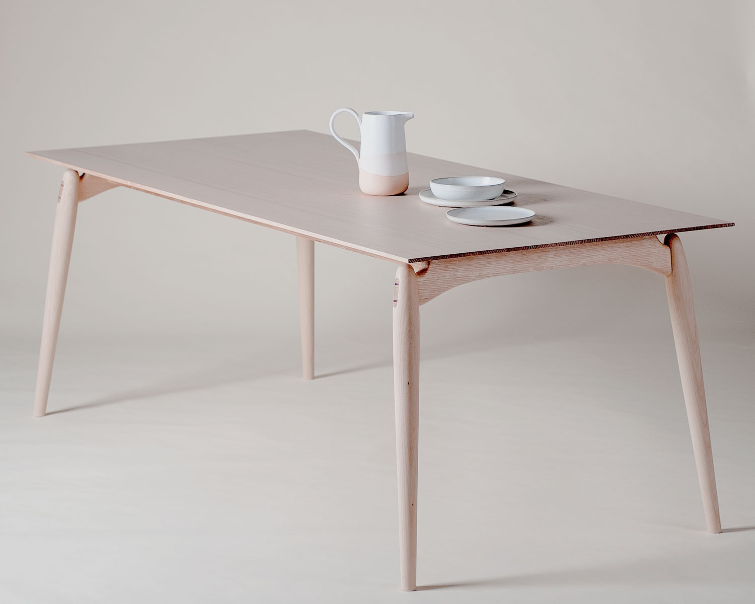 Fred-Table-by-Modern-Times-and-Adam-Markowitz-Yellowtrace-06.jpg