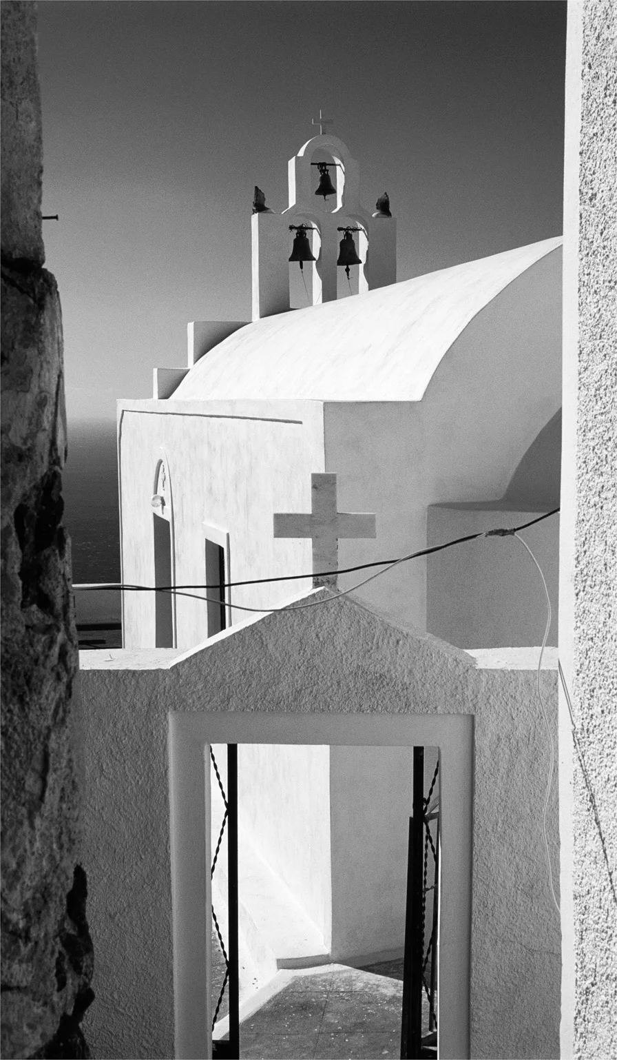 sant_church_pano_b&W.jpg