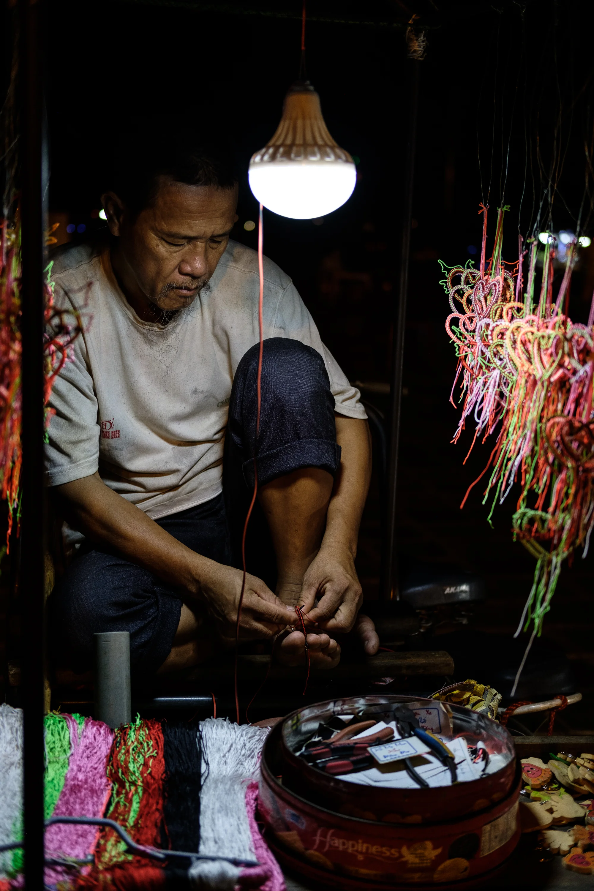 Making souvenirs by the Imperial Palace.