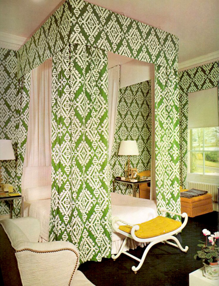 David+Hicks+Interior+Designer+GREEN+FABRIC+CANOPY+BEDROOM.jpeg