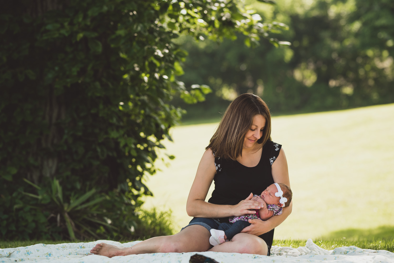 Newborn-Lifestyle-Photographer-Columbus-Ohio-Erika-Venci-Photography