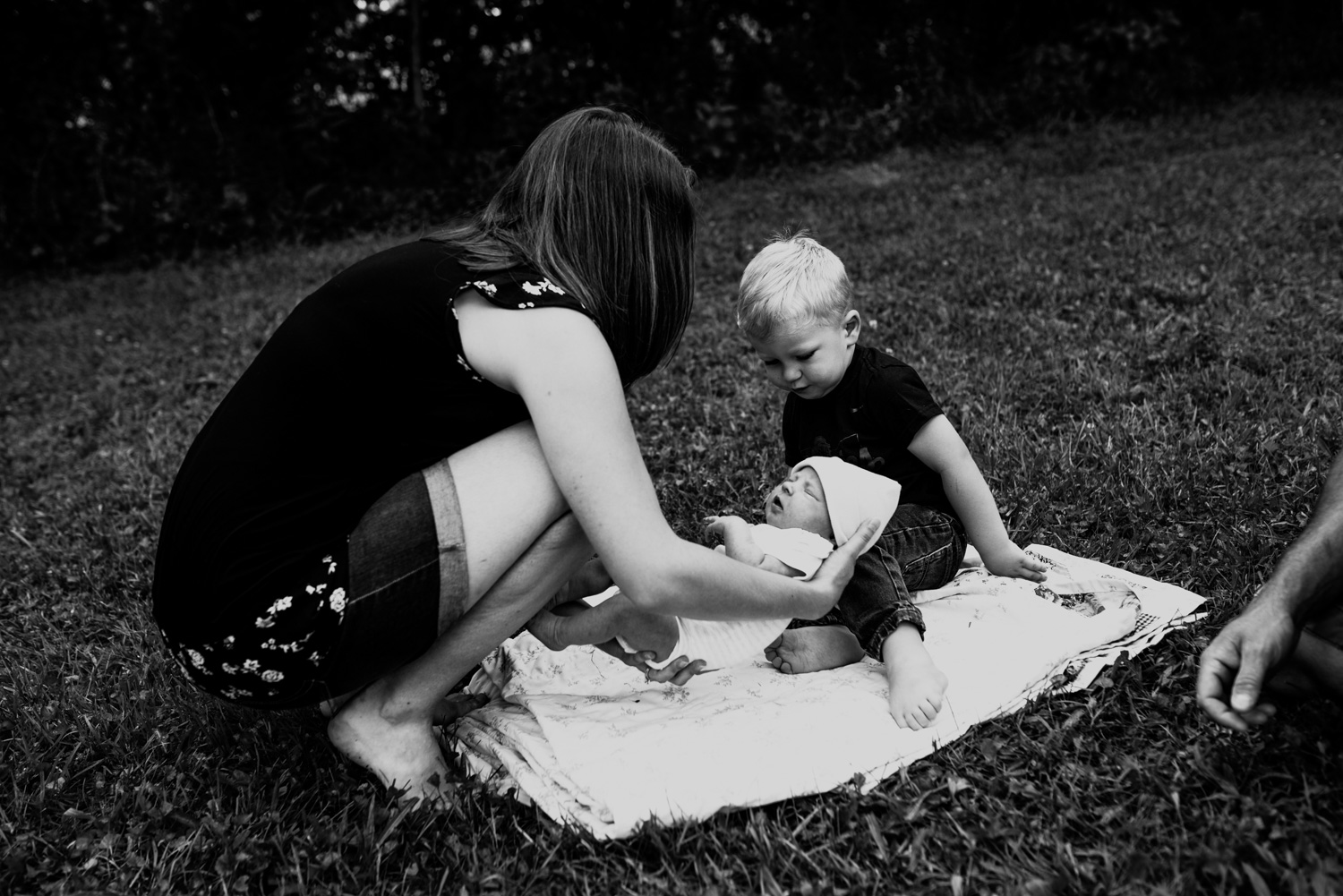 Newborn-Lifestyle-Photographer-Columbus-Ohio-Erika-Venci-Photography