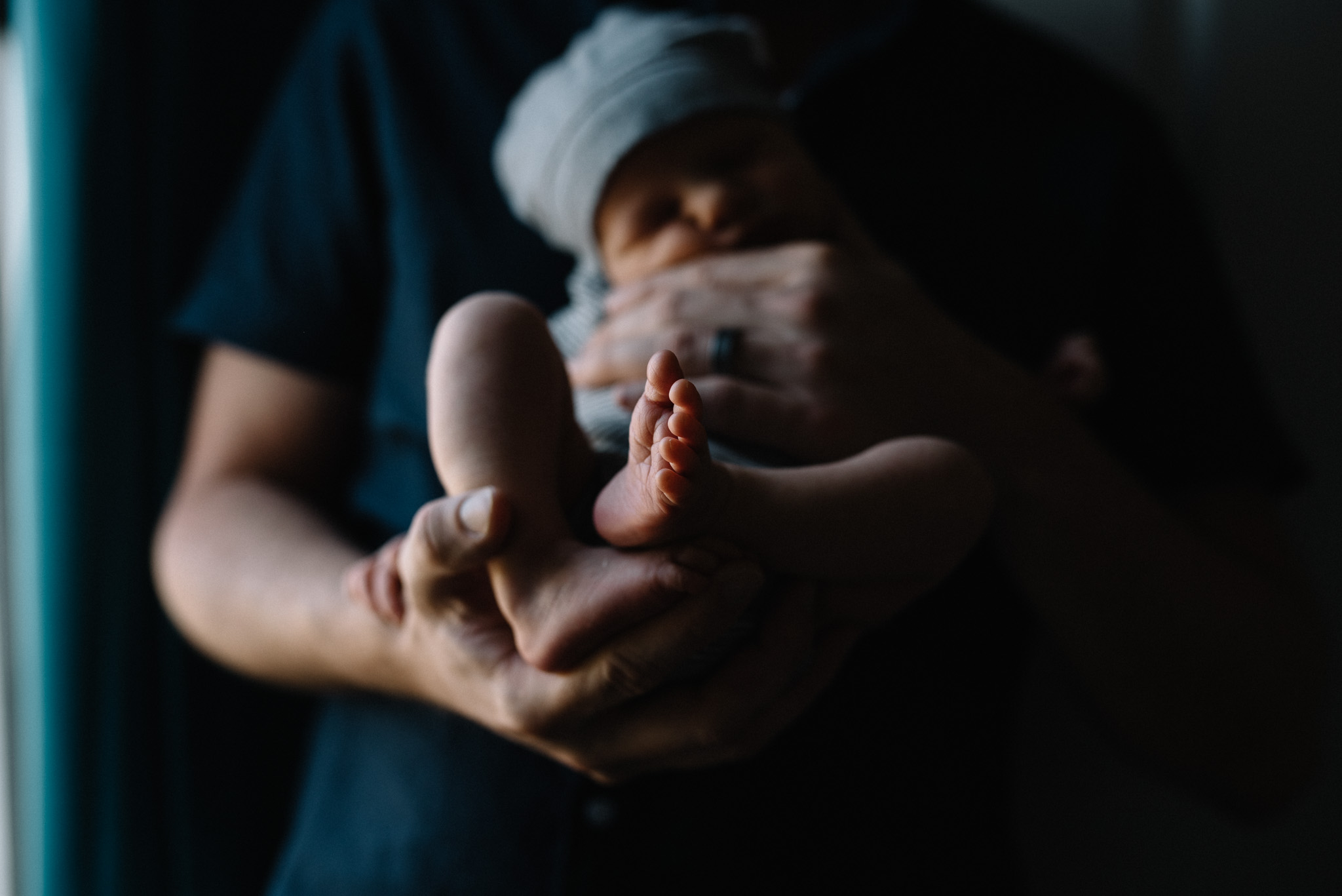 Newborn-Lifestyle-Photographer-Columbus-Ohio-Erika-Venci-Photography