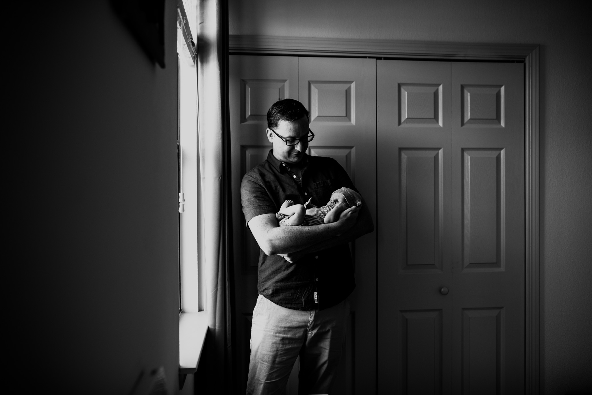 Newborn-Lifestyle-Photographer-Columbus-Ohio-Erika-Venci-Photography