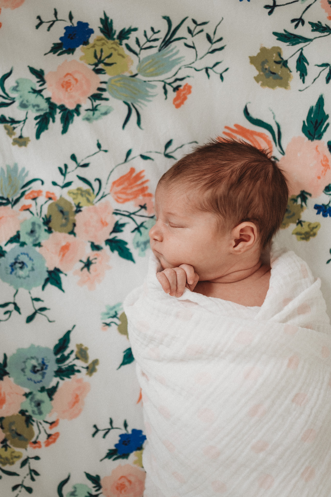 Newborn-Lifestyle-Photographer-Columbus-Ohio-Erika-Venci-Photography