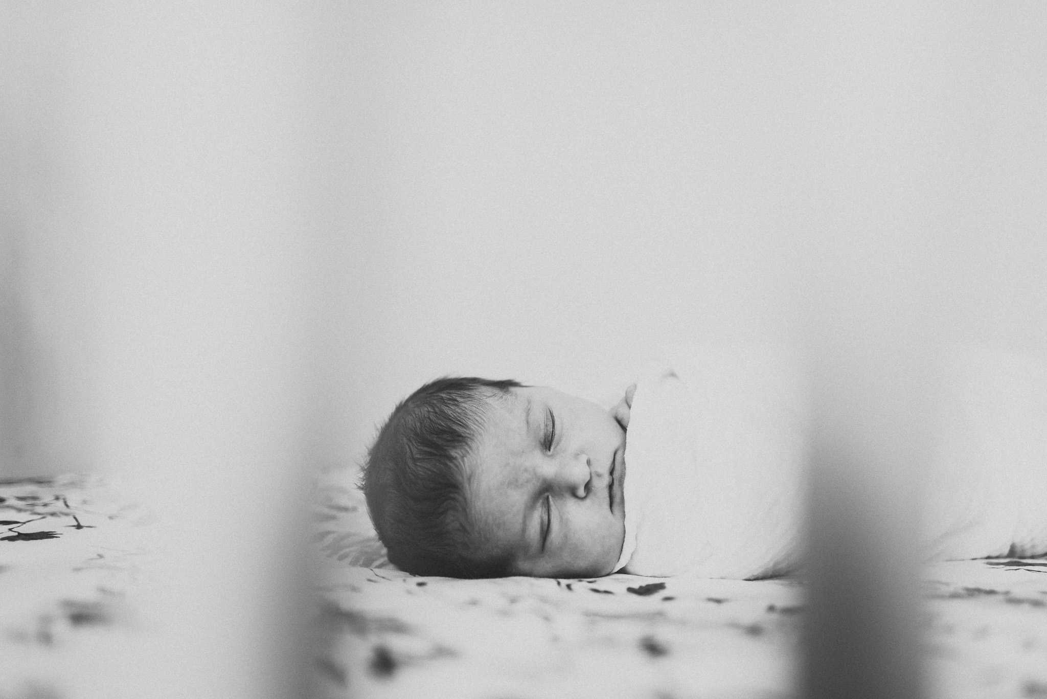 Newborn-Lifestyle-Photographer-Columbus-Ohio-Erika-Venci-Photography