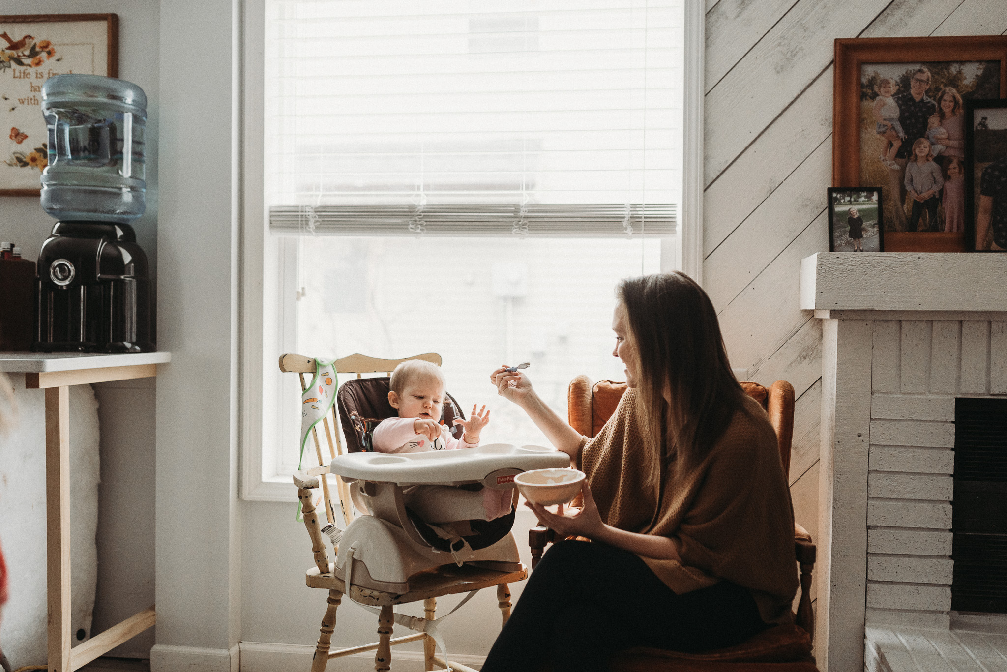 Family-In-Home-Lifestyle-Photographer-Columbus-Ohio