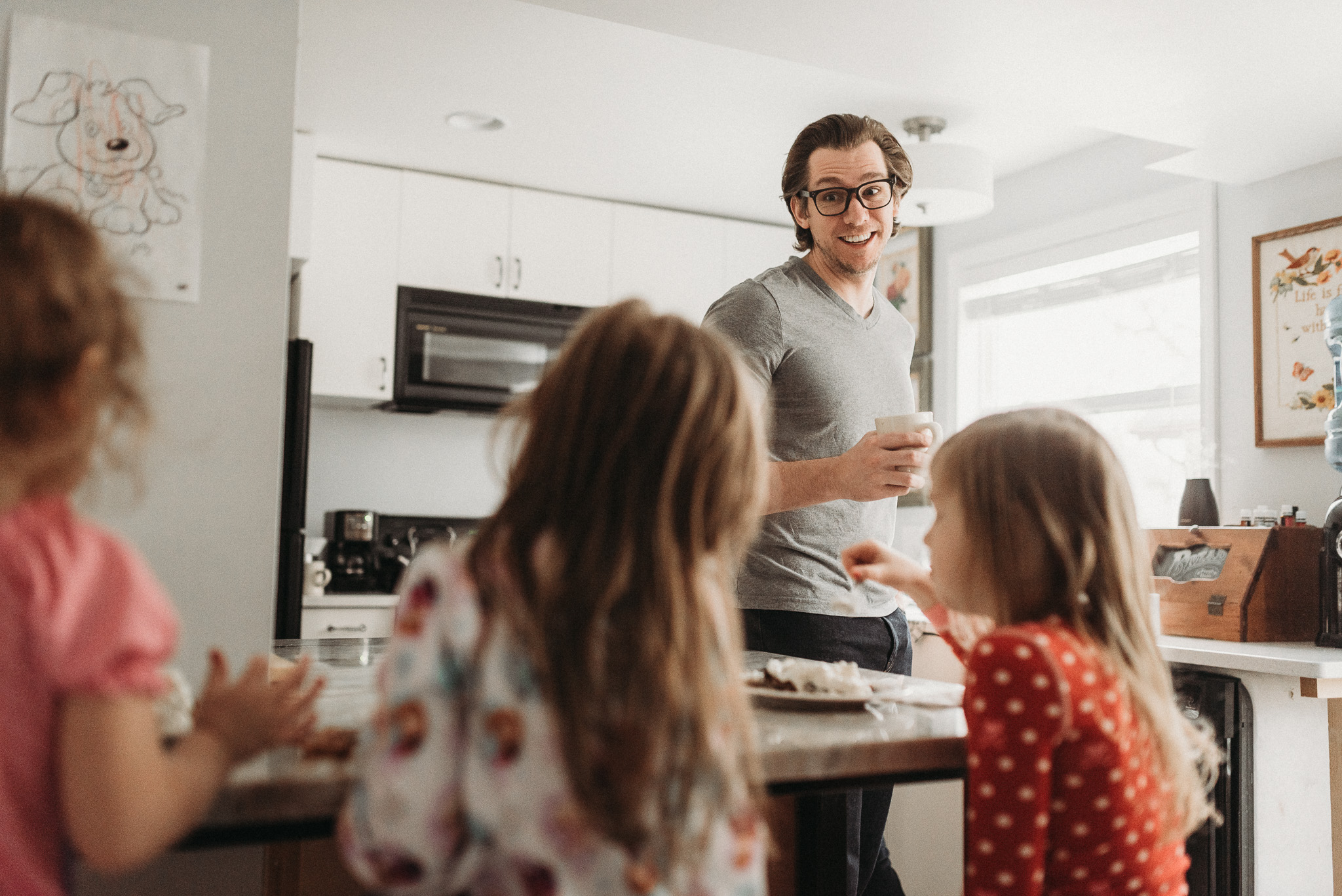 Family-In-Home-Lifestyle-Photographer-Columbus-Ohio