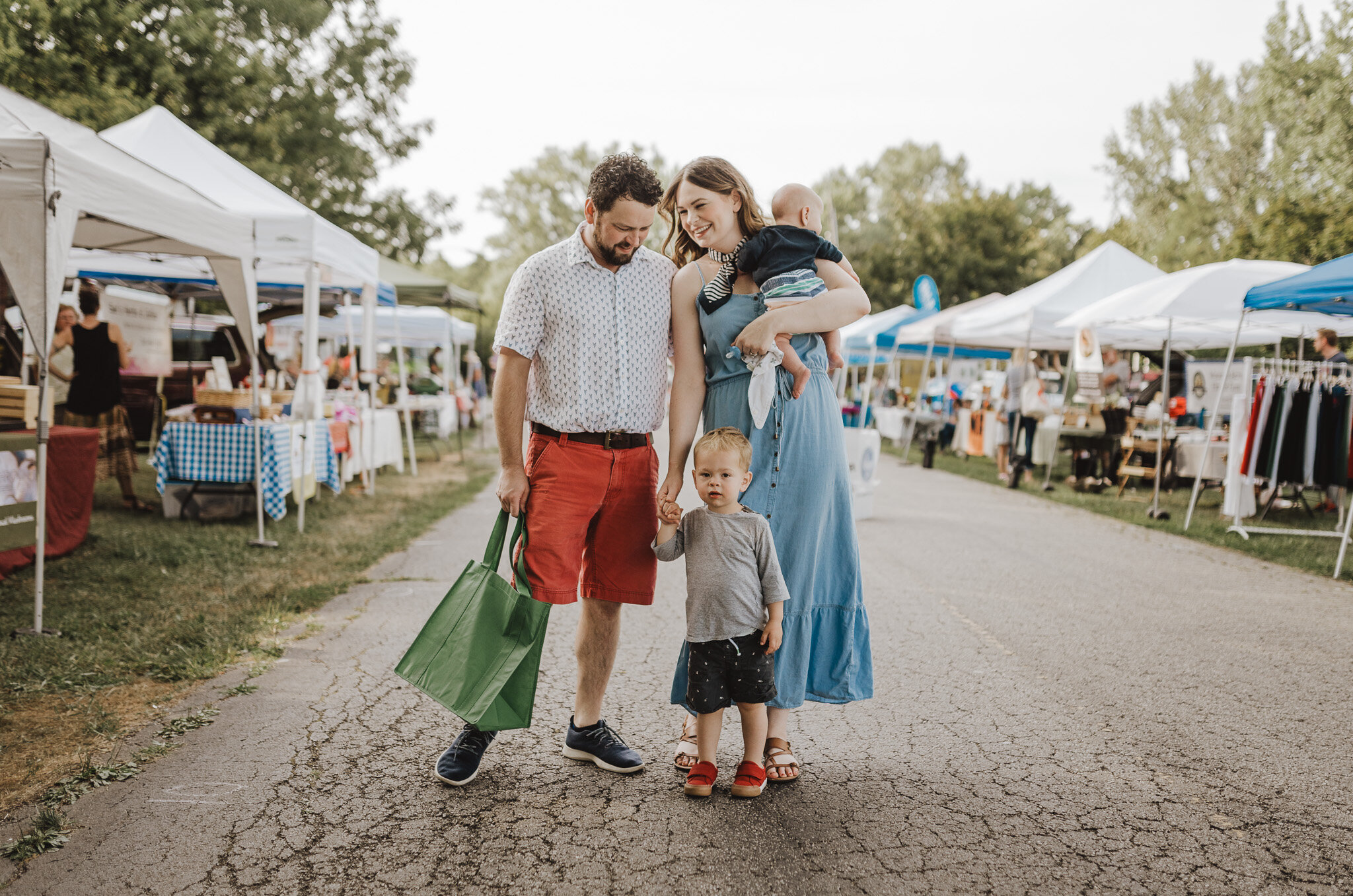 Gahanna-Farmers-Market-Family-Photos-Erika-Venci-Photography