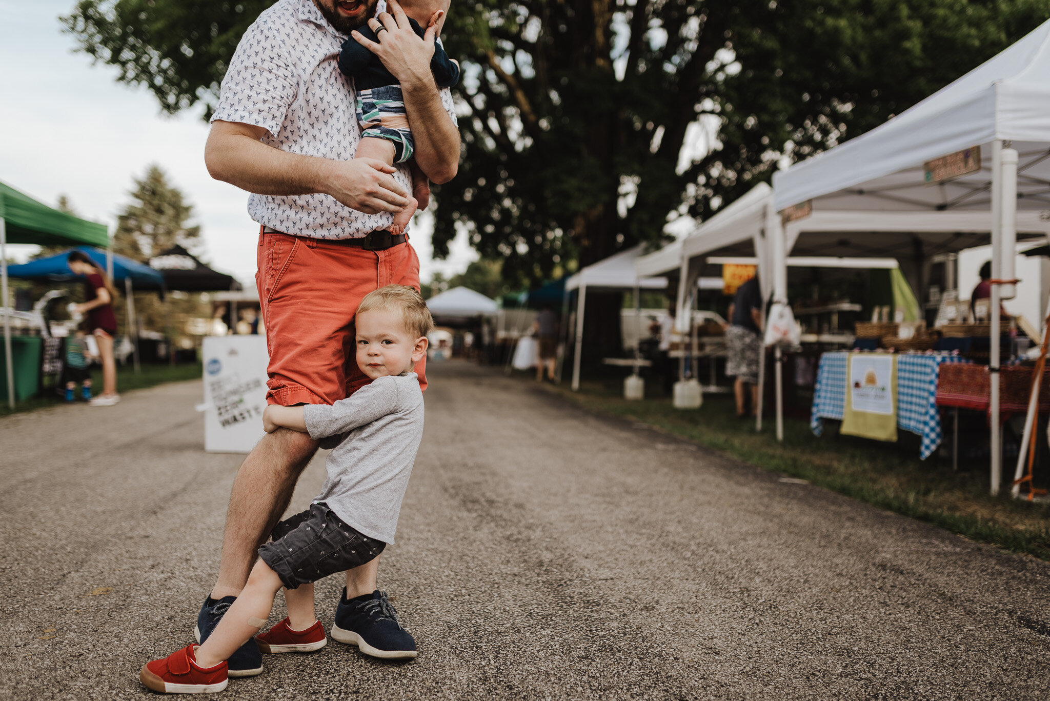 Gahanna-Ohio-Farmers-Market-Family-Photos-Erika-Venci-Photography