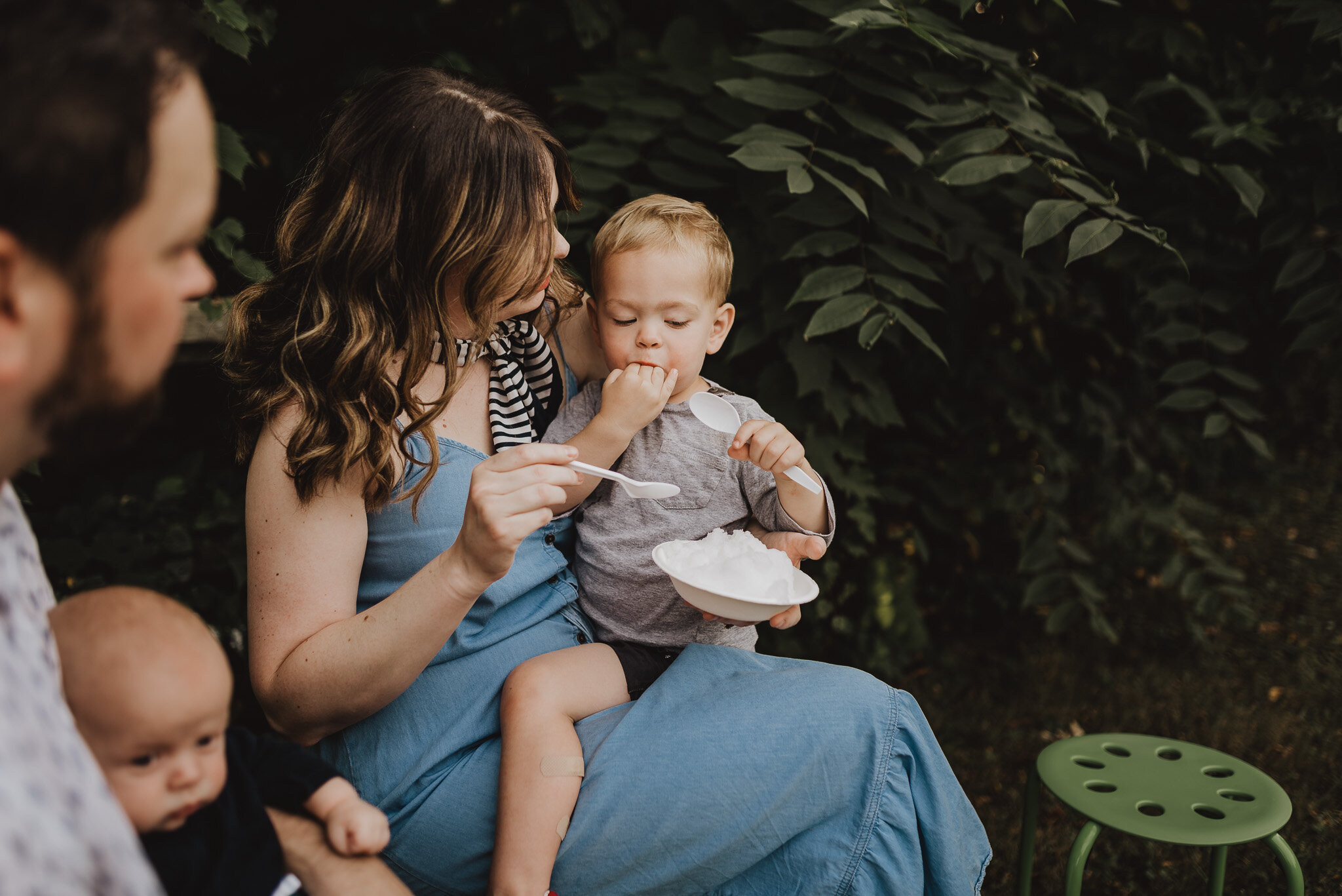 Gahanna-Ohio-Farmers-Market-Family-Photos-Erika-Venci-Photography