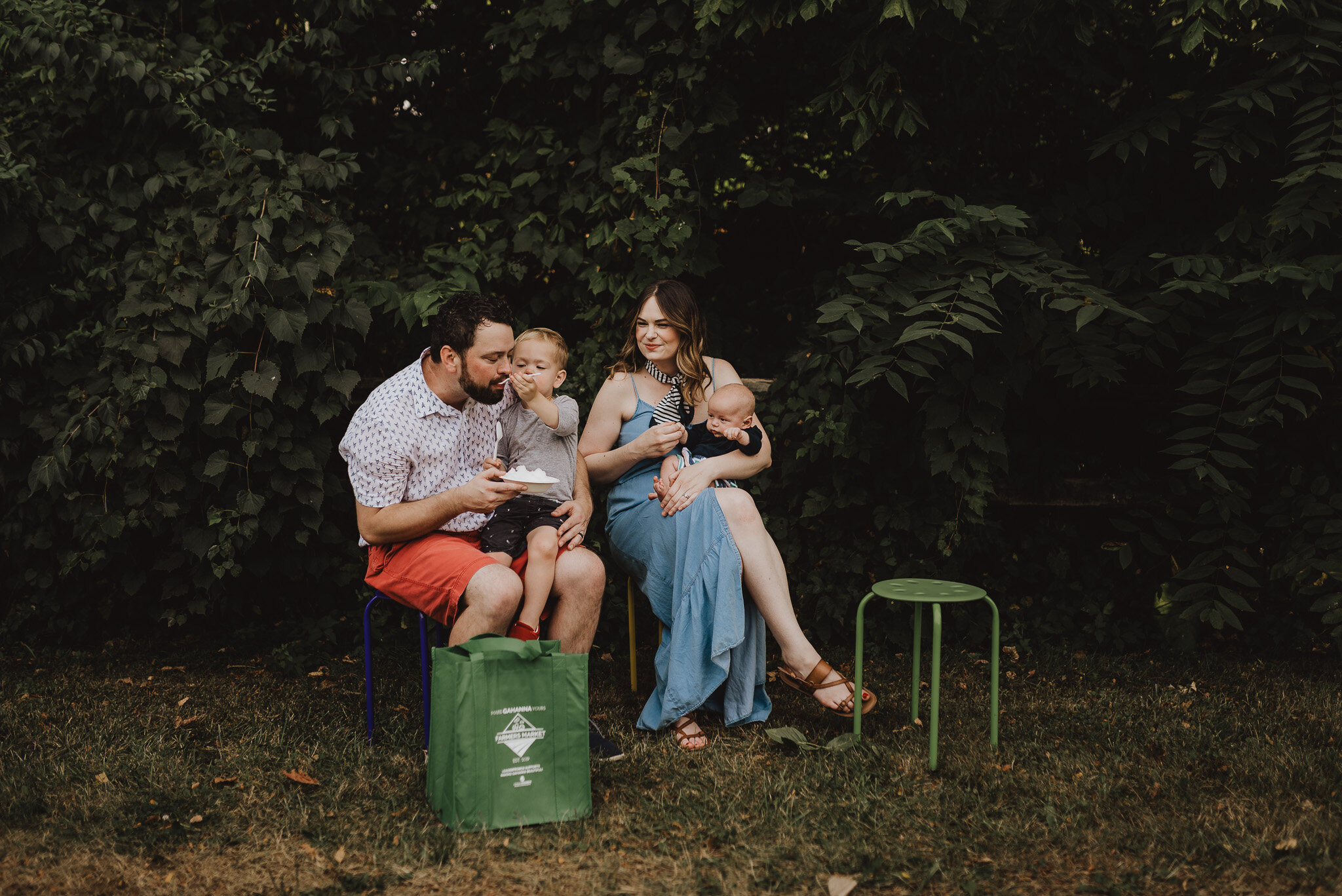 Gahanna-Ohio-Farmers-Market-Family-Photos-Erika-Venci-Photography