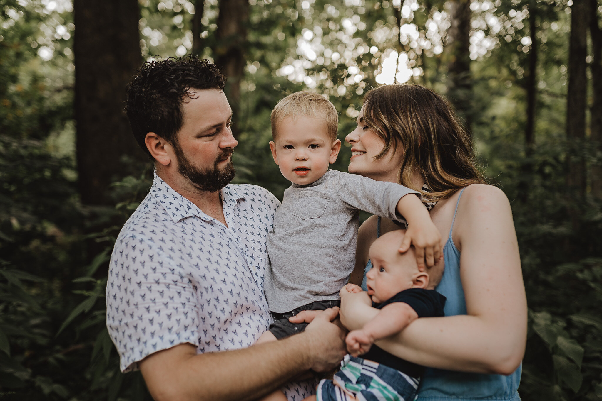 Gahanna-Ohio-Creekside-Family-Photos-Erika-Venci-Photography