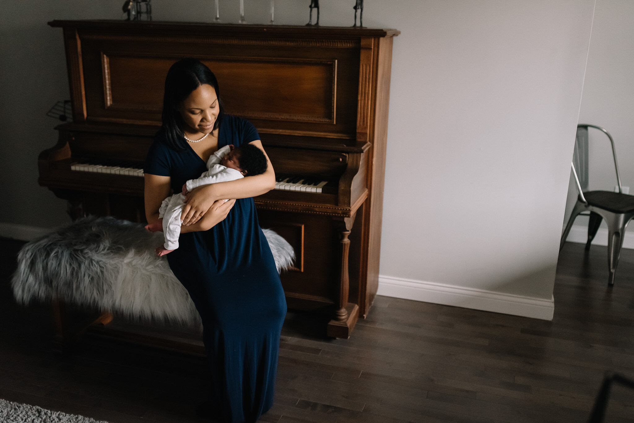 In-Home-Lifestyle-Newborn-Photography-Columbus-Ohio