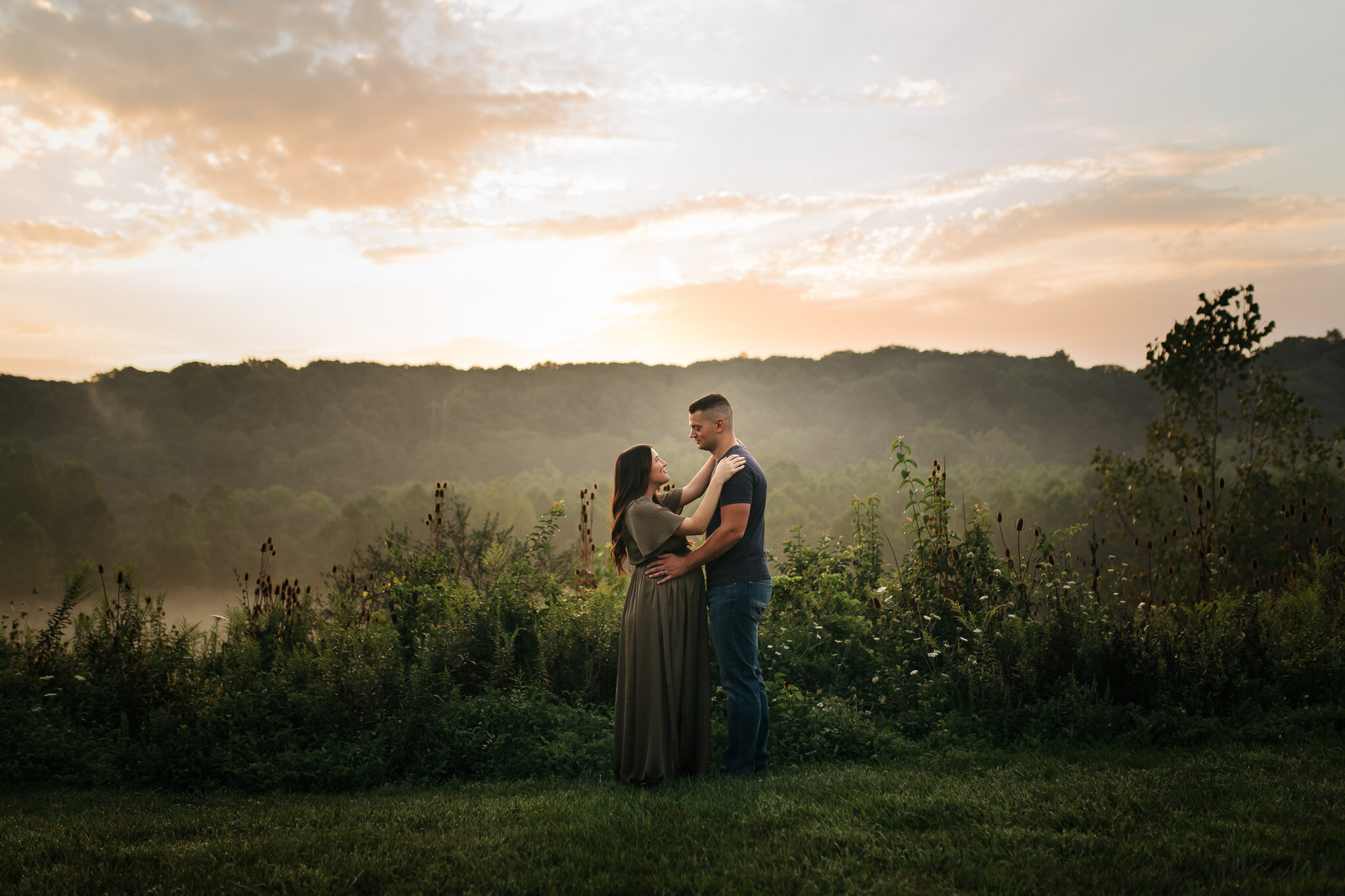 Maternity-Photos-Sunrise-Columbus-Ohio-Photographers