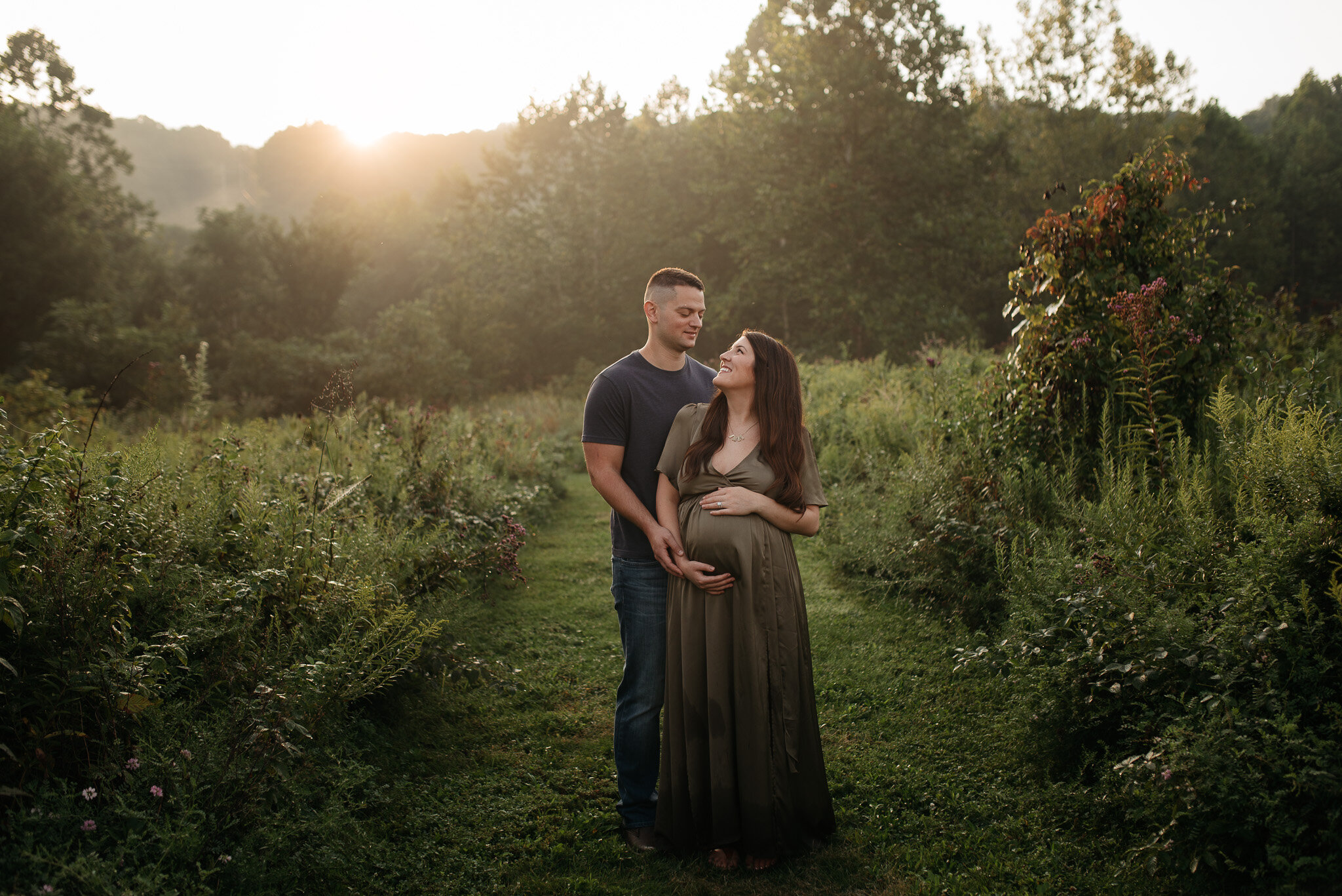 Maternity-Photos-Sunrise-Columbus-Ohio-Photographers