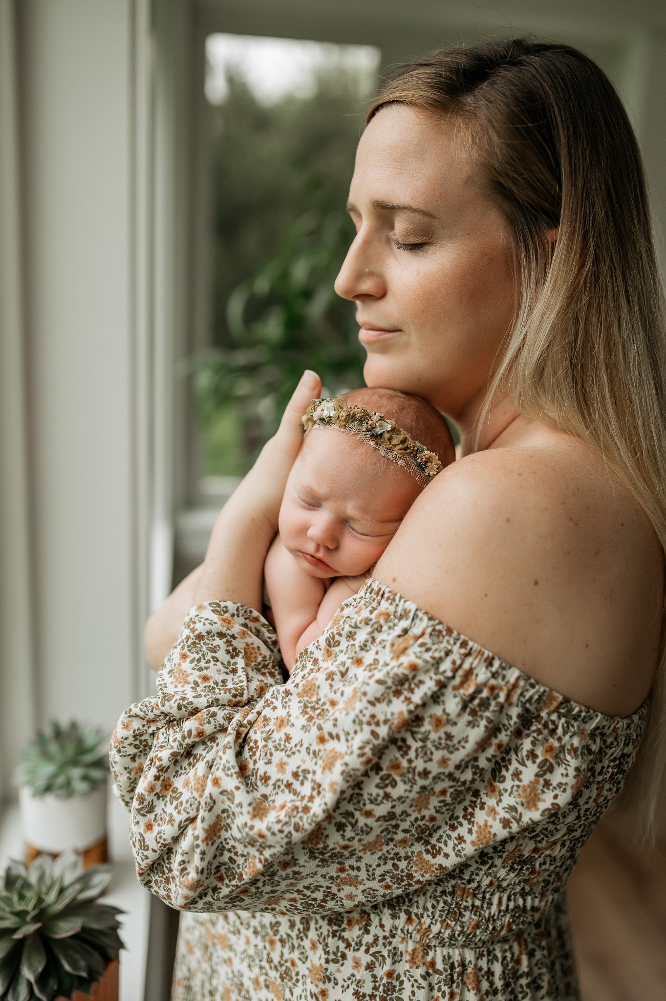 Lifestyle-Newborn-Photographer-Columbus-Ohio