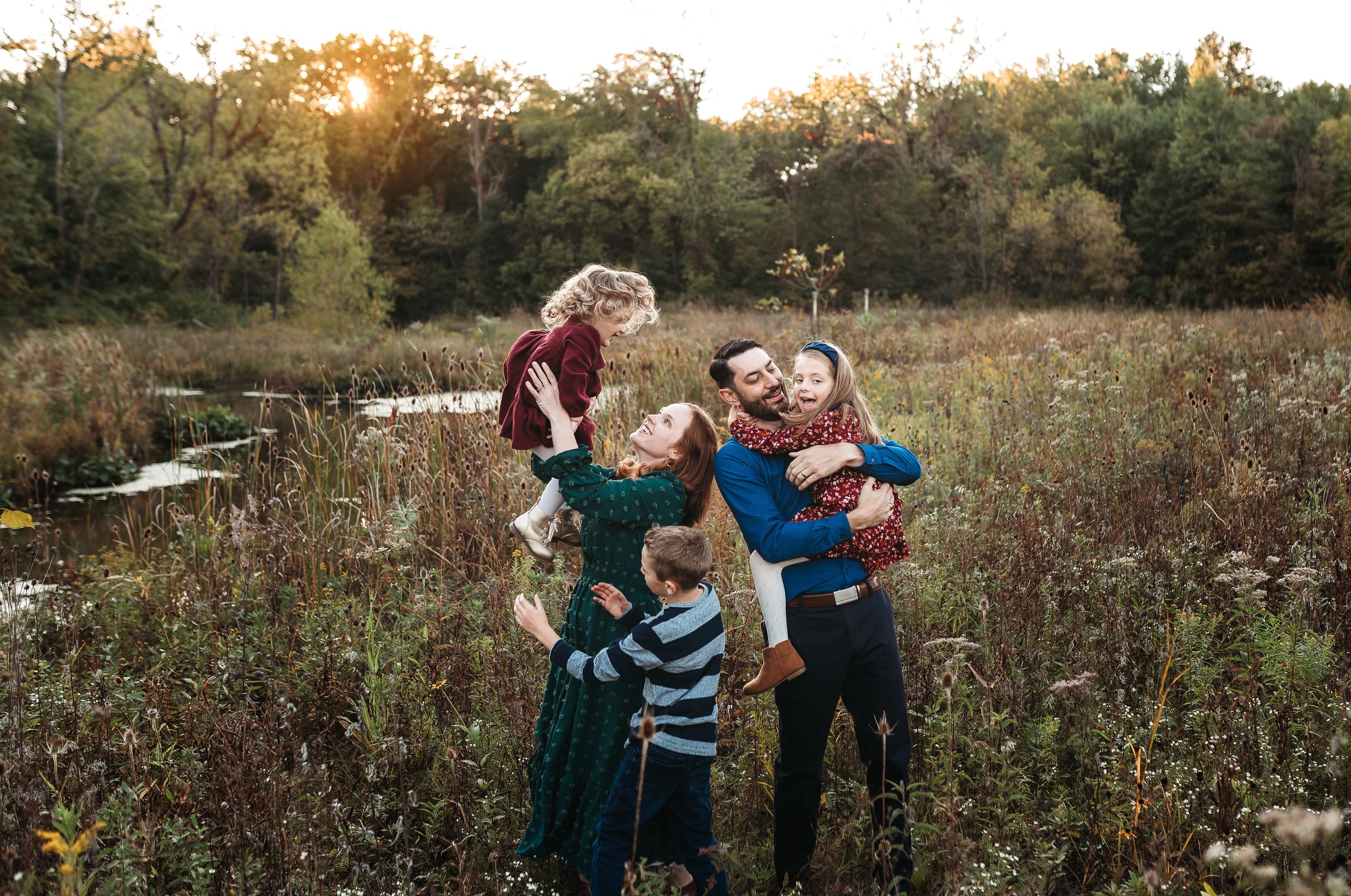Fall-Family-Photos-Gahanna-Ohio-Erika-Venci-Photography