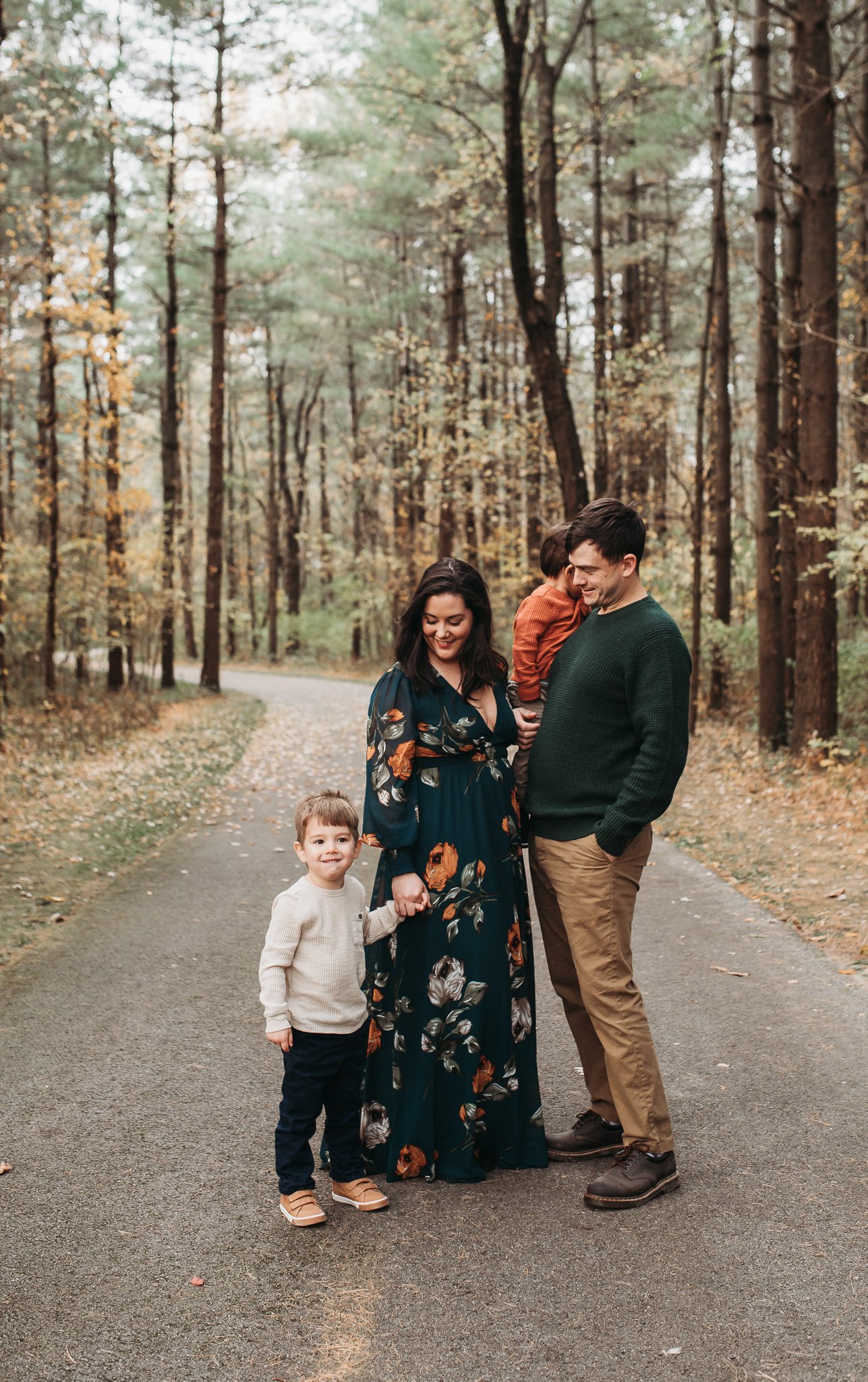 Fall-Family-Photos-Erika-Venci-Photography-Columbus-Ohio-Photographers