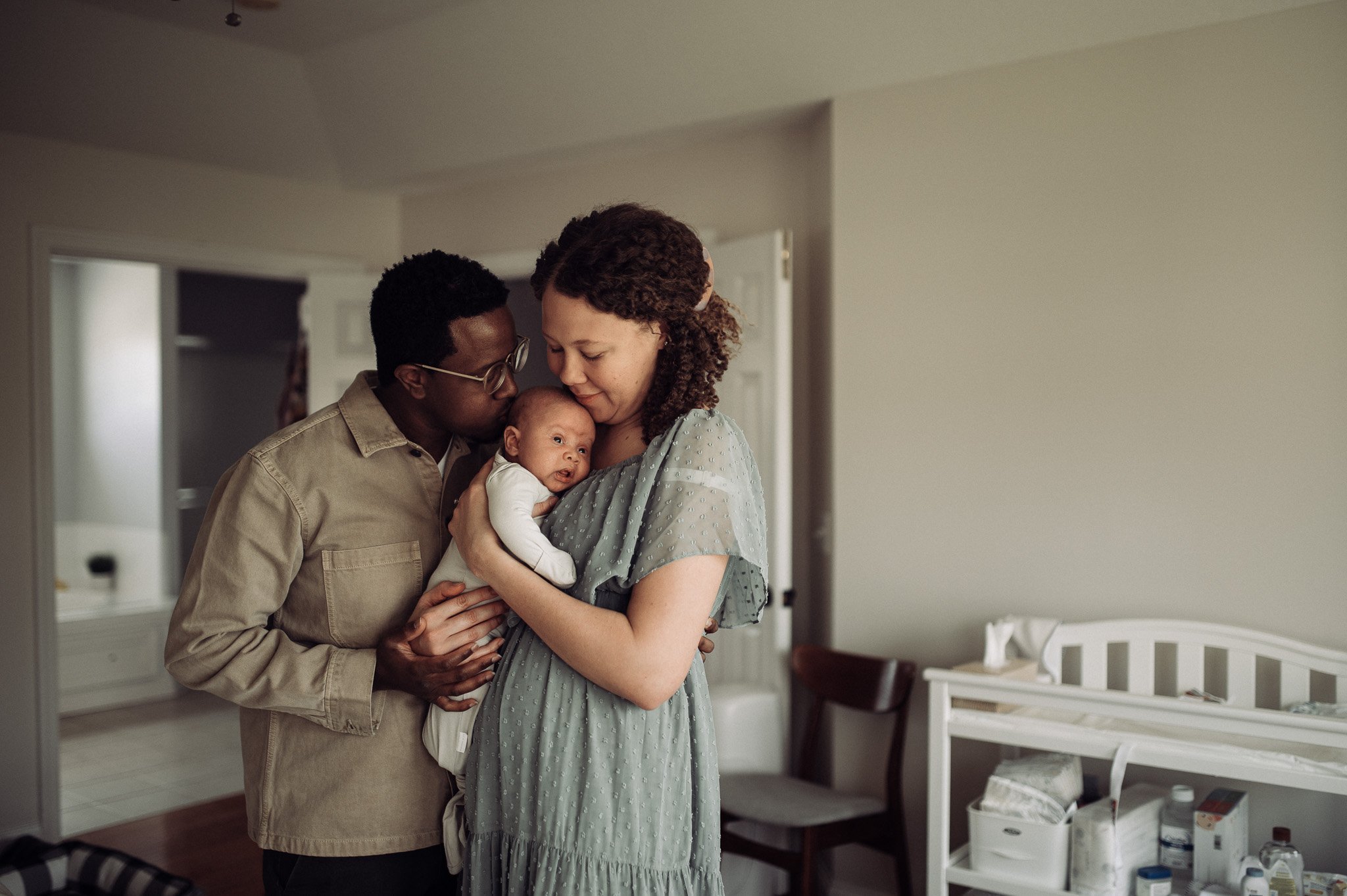 In-home-newborn-photos-columbus-ohio-erika-venci-photography