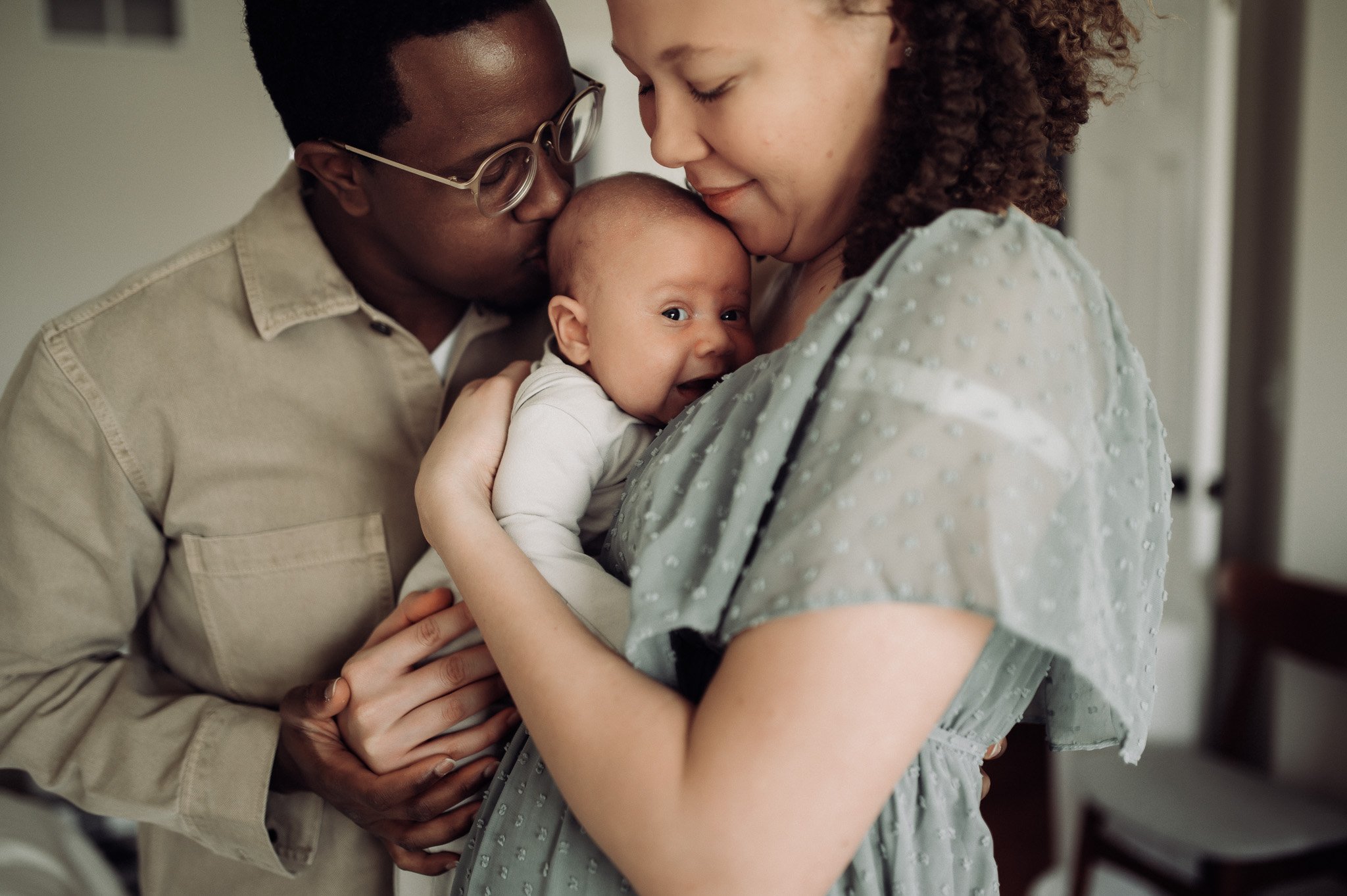 In-home-newborn-photos-columbus-ohio-erika-venci-photography