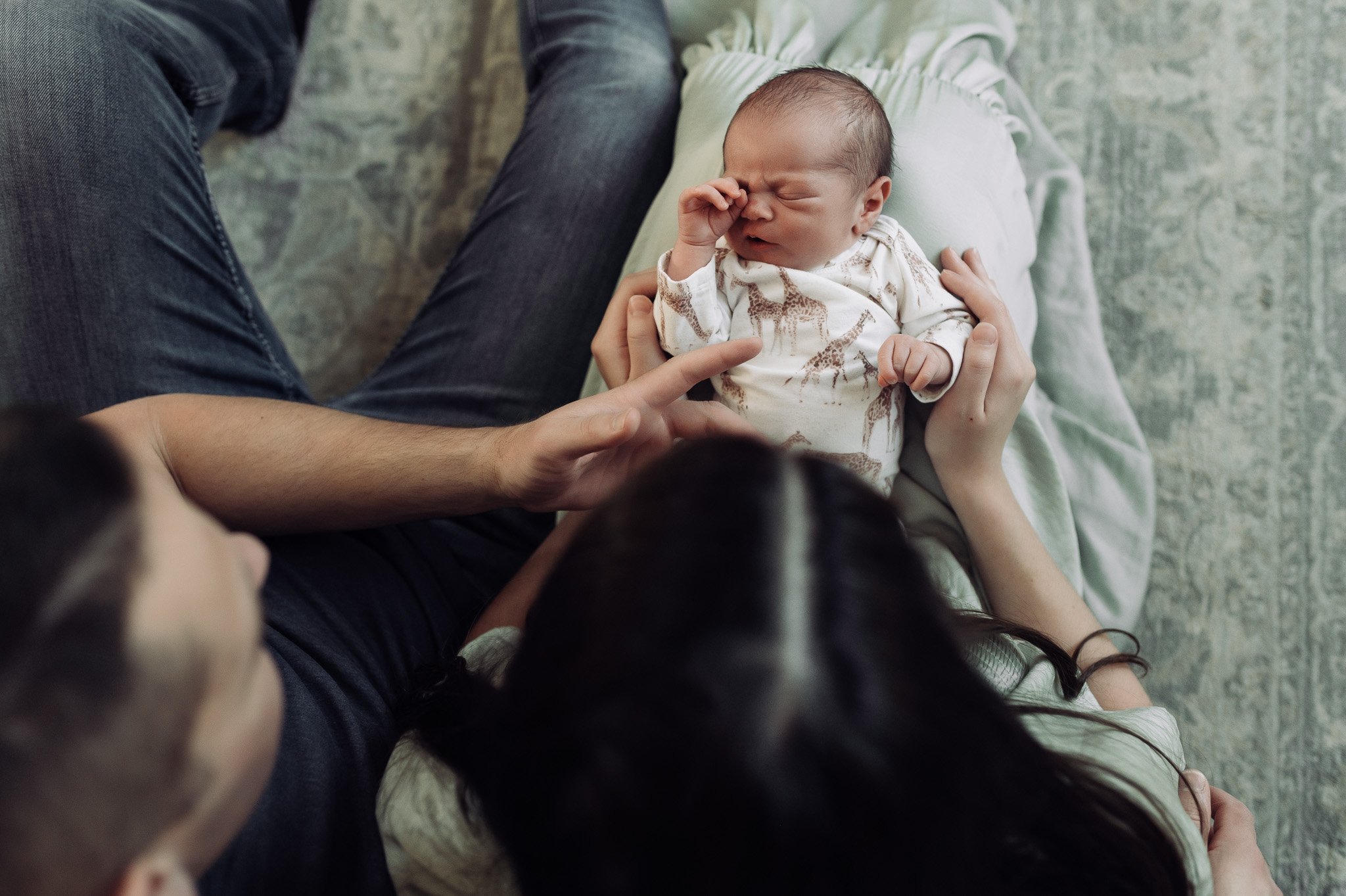   In-home-newborn-photographer-lewis-center-ohio-erika-venci-photography