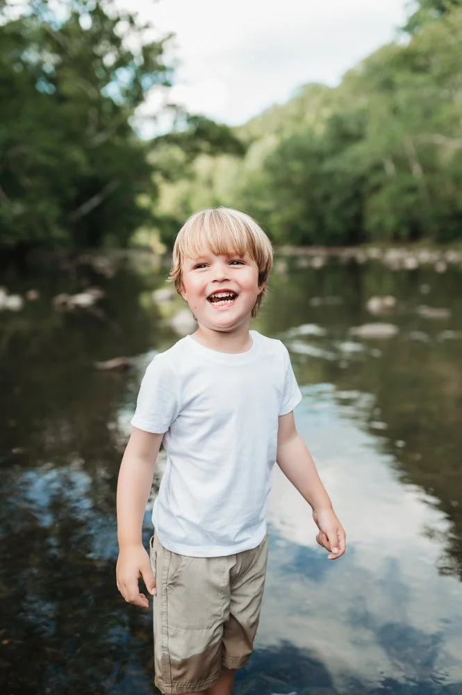 Natural Family Photography in Columbus Ohio | Creek Minis
