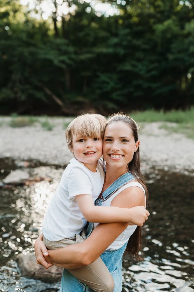 Outdoor Family Photos in Columbus Ohio | Summer Minis