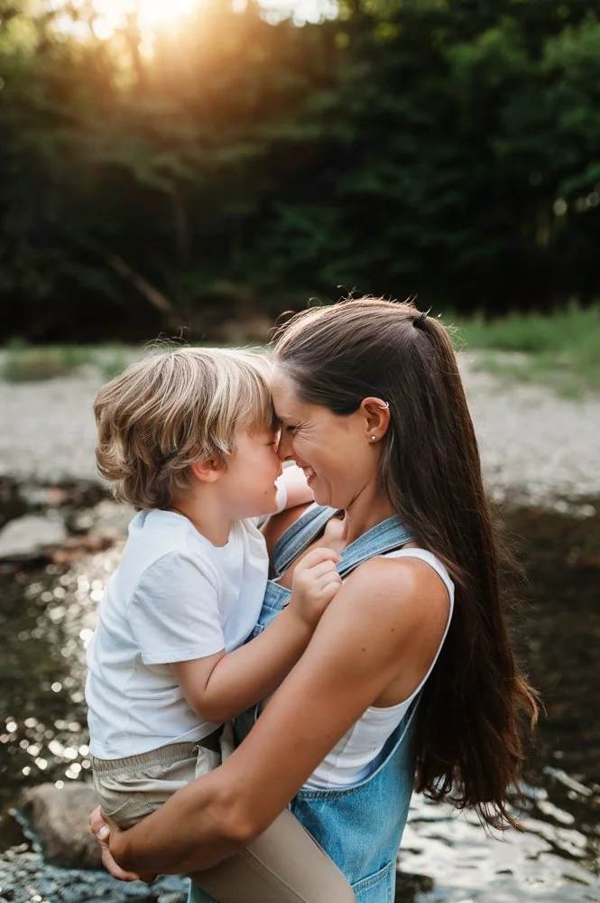 Outdoor Family Photos in Columbus Ohio | Summer Minis