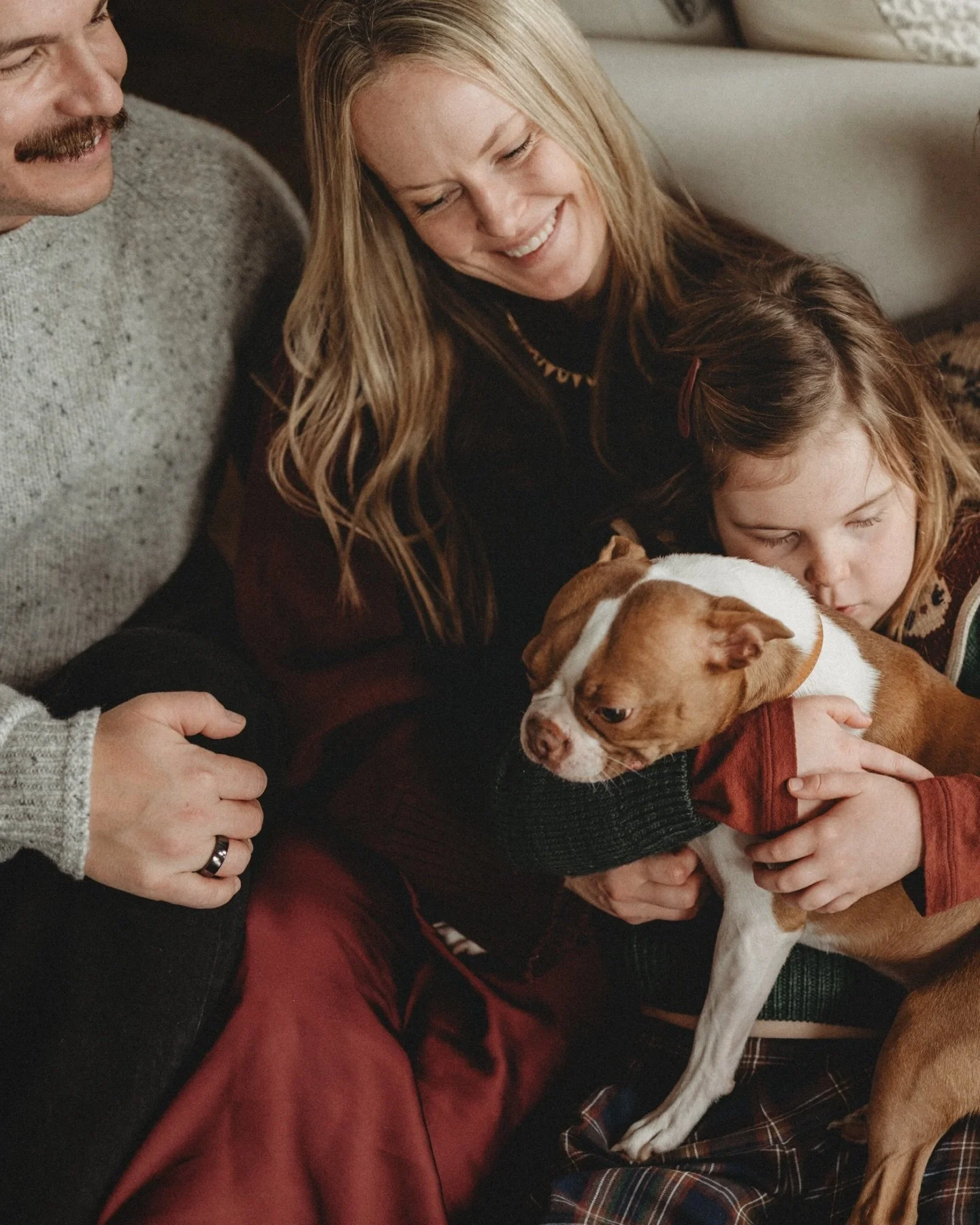 I just loved this in-home session with my sweet friend and her family. It is always a huge compliment when a fellow photographer trusts you to capture special moments with their family. 

.
.
#columbusohmom #columbusmoms #columbusohio #columbuslife #