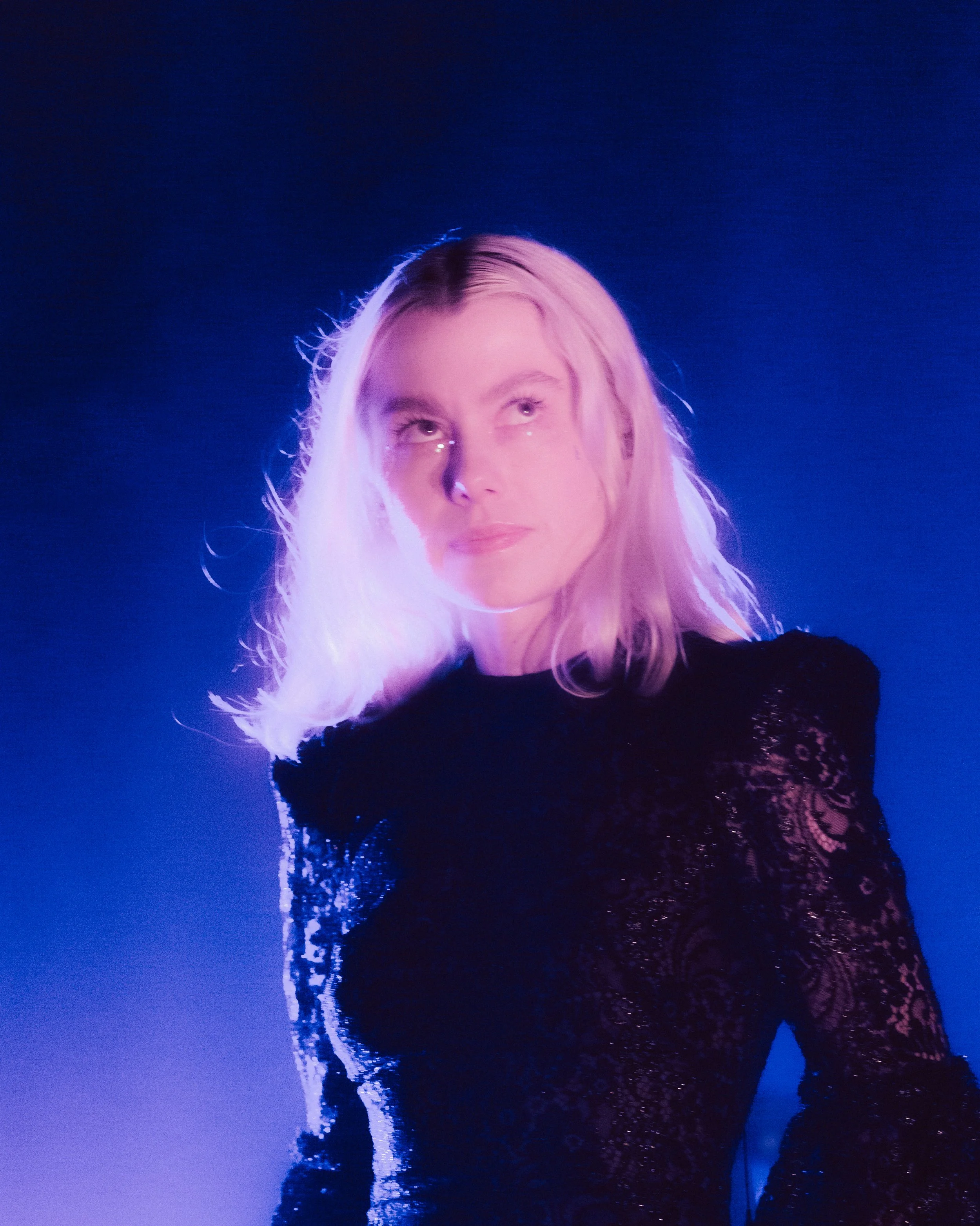 PhoebeBridgers_Charlotte_1.jpg