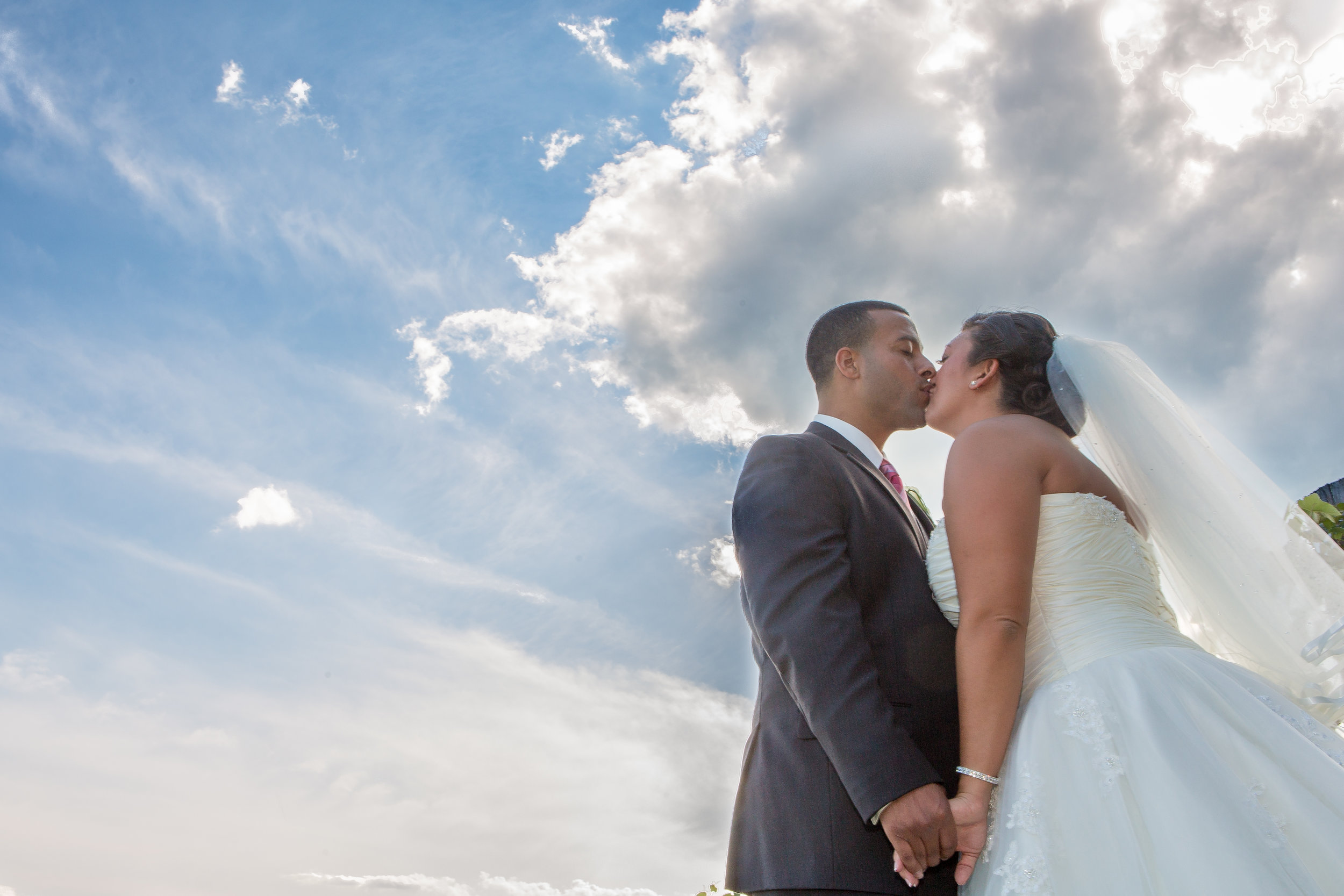 wedding flag hill winery kiss love .jpg