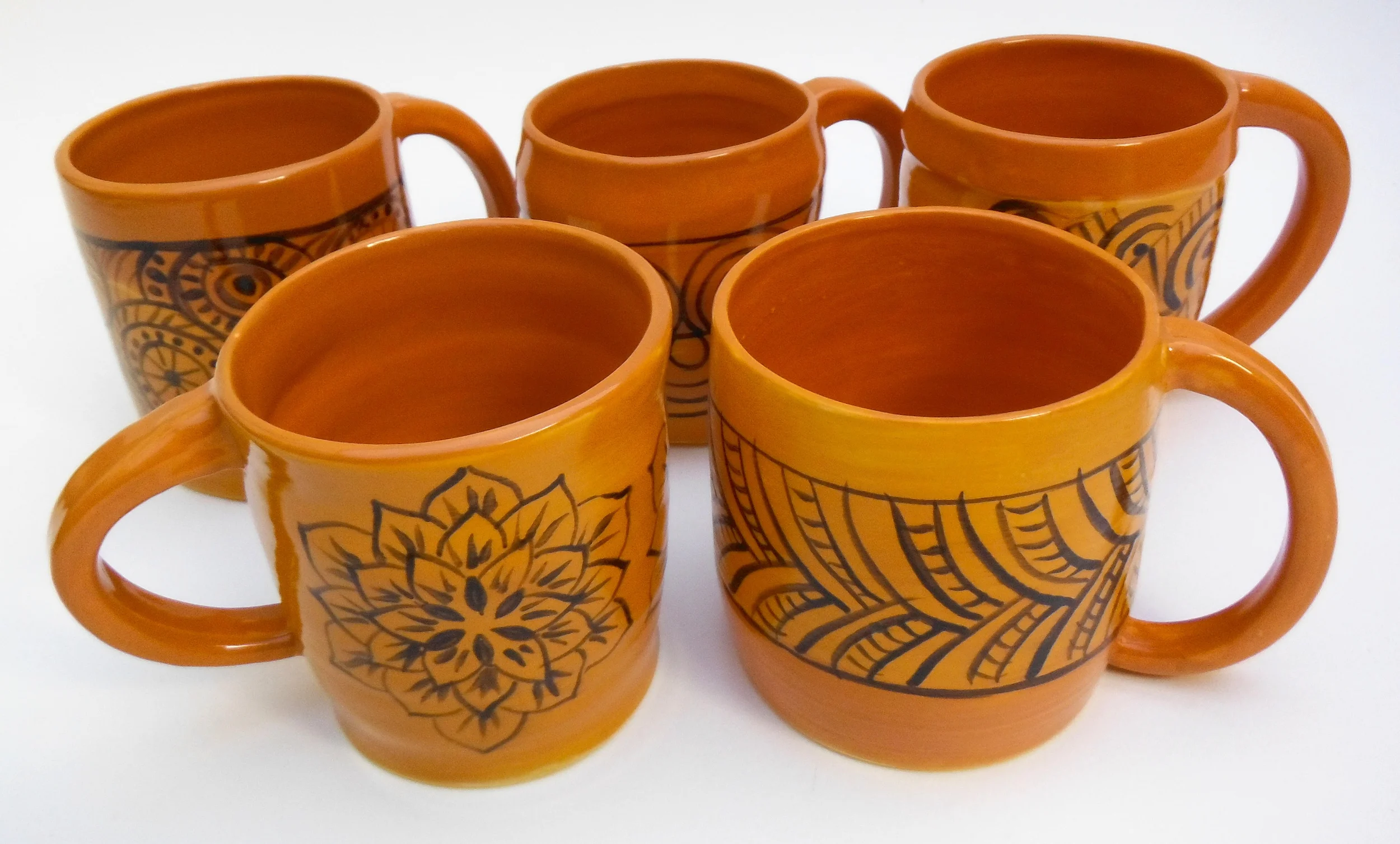 Cups oran&yel 1*.JPG