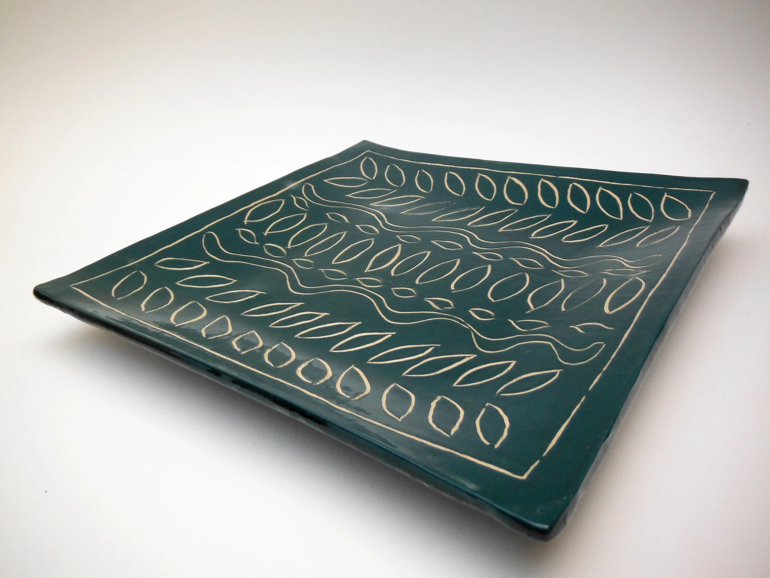 Platter blu-grn 4*.JPG