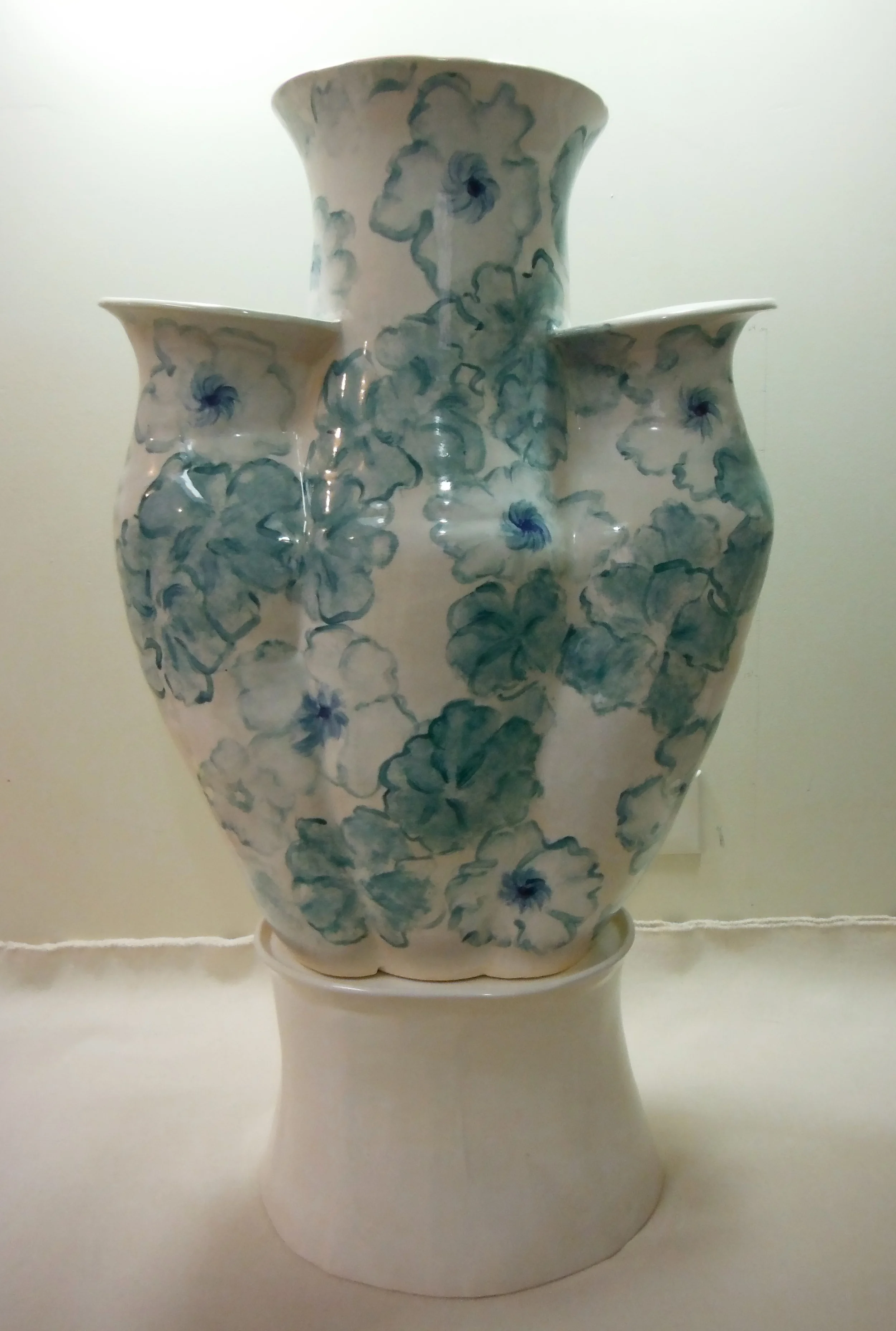 June's  vase.JPG