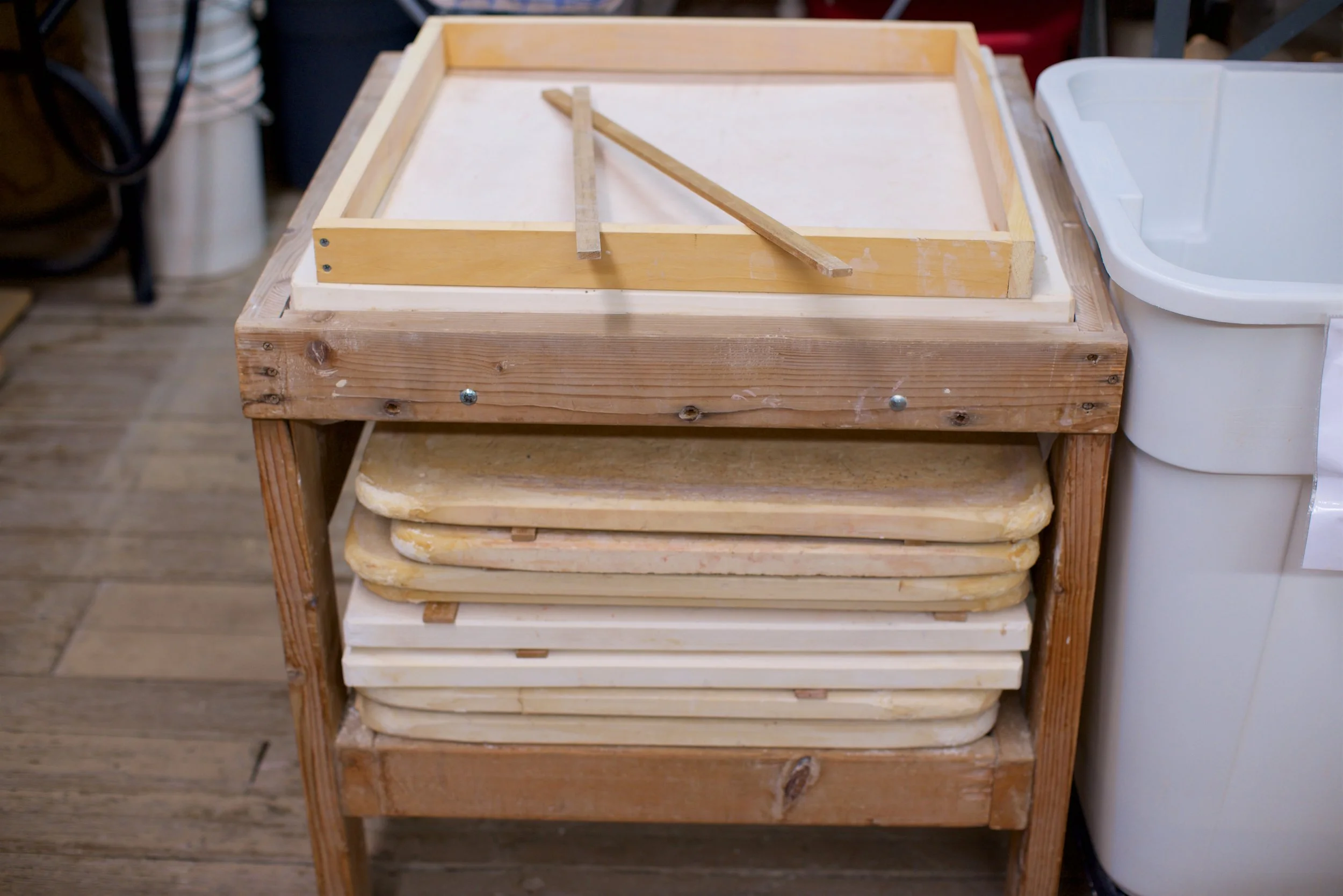 stiffening up the clay slurry
