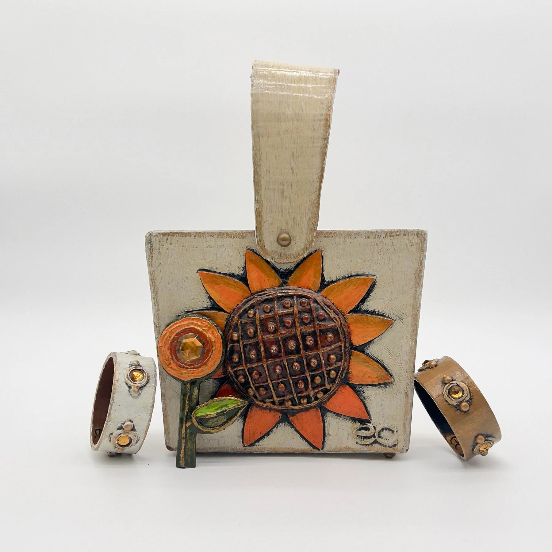 Elements with Enid: Bags in the Texture Exhibit 